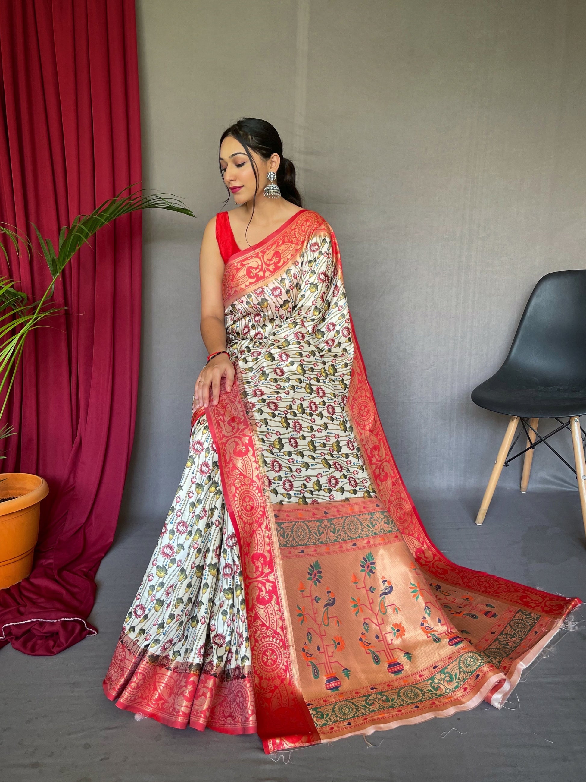 Buy MySilkLove Beach White Kohinoor Kalamkari Gala Paithani Printed Fusion Woven Saree Online