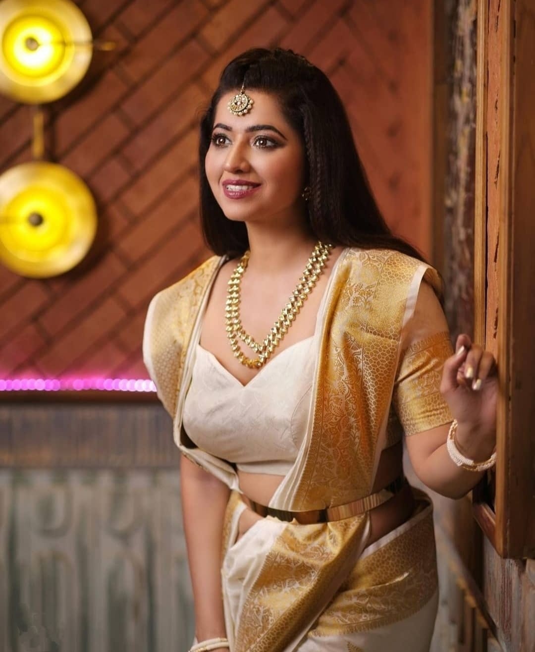 Buy MySilkLove Swiss Coffee White Zari Woven Kanjivaram Saree Online