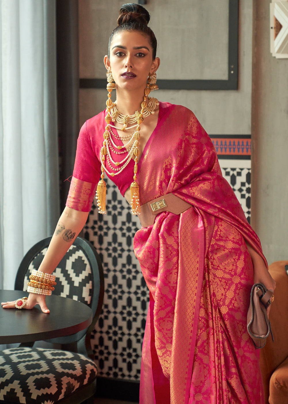Buy MySilkLove Mojo Dark Pink Zari Woven Banarasi Brocade Saree Online