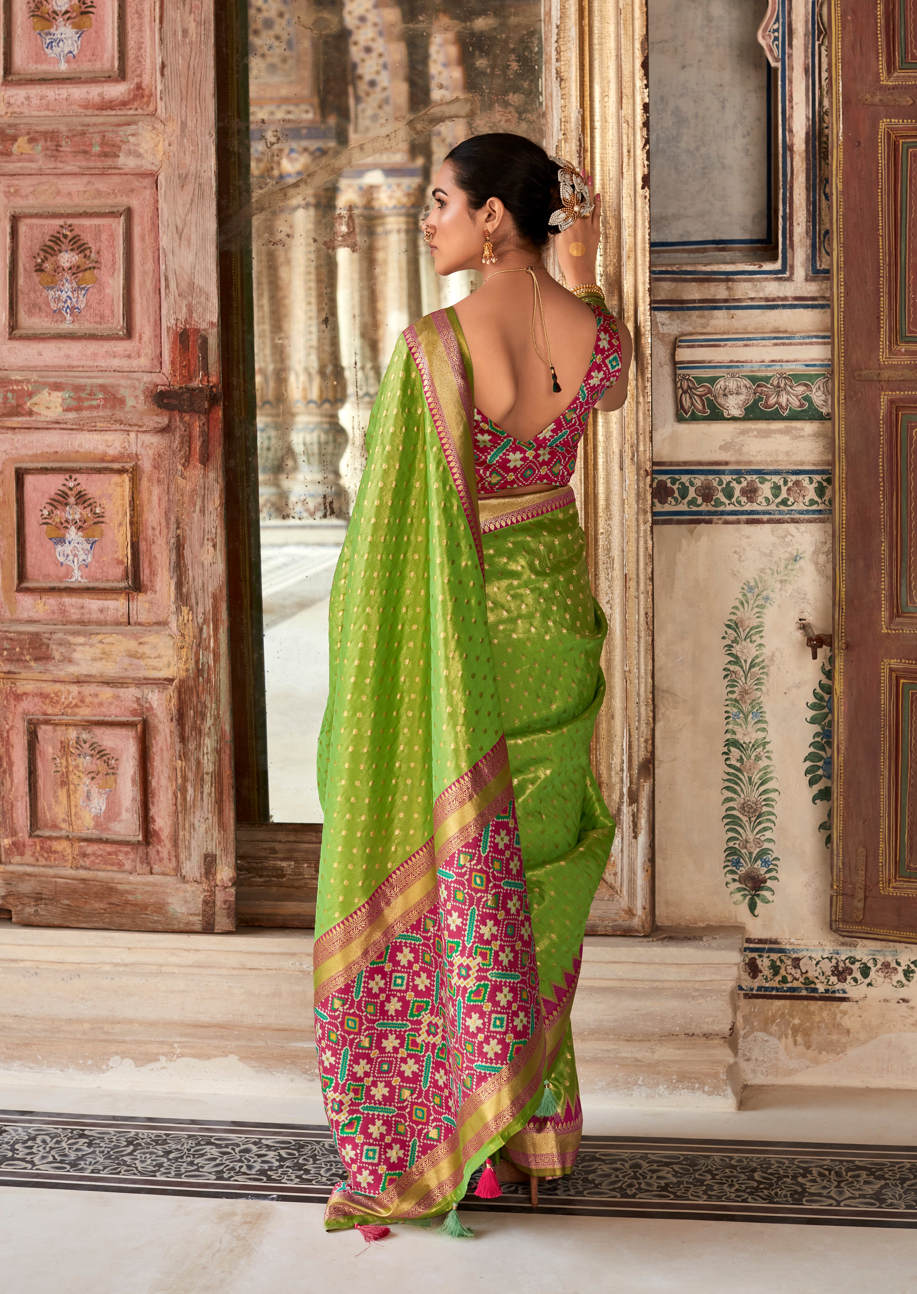 Buy MySilkLove Parrot Green Woven Zari Banarasi Patola Silk Saree Online