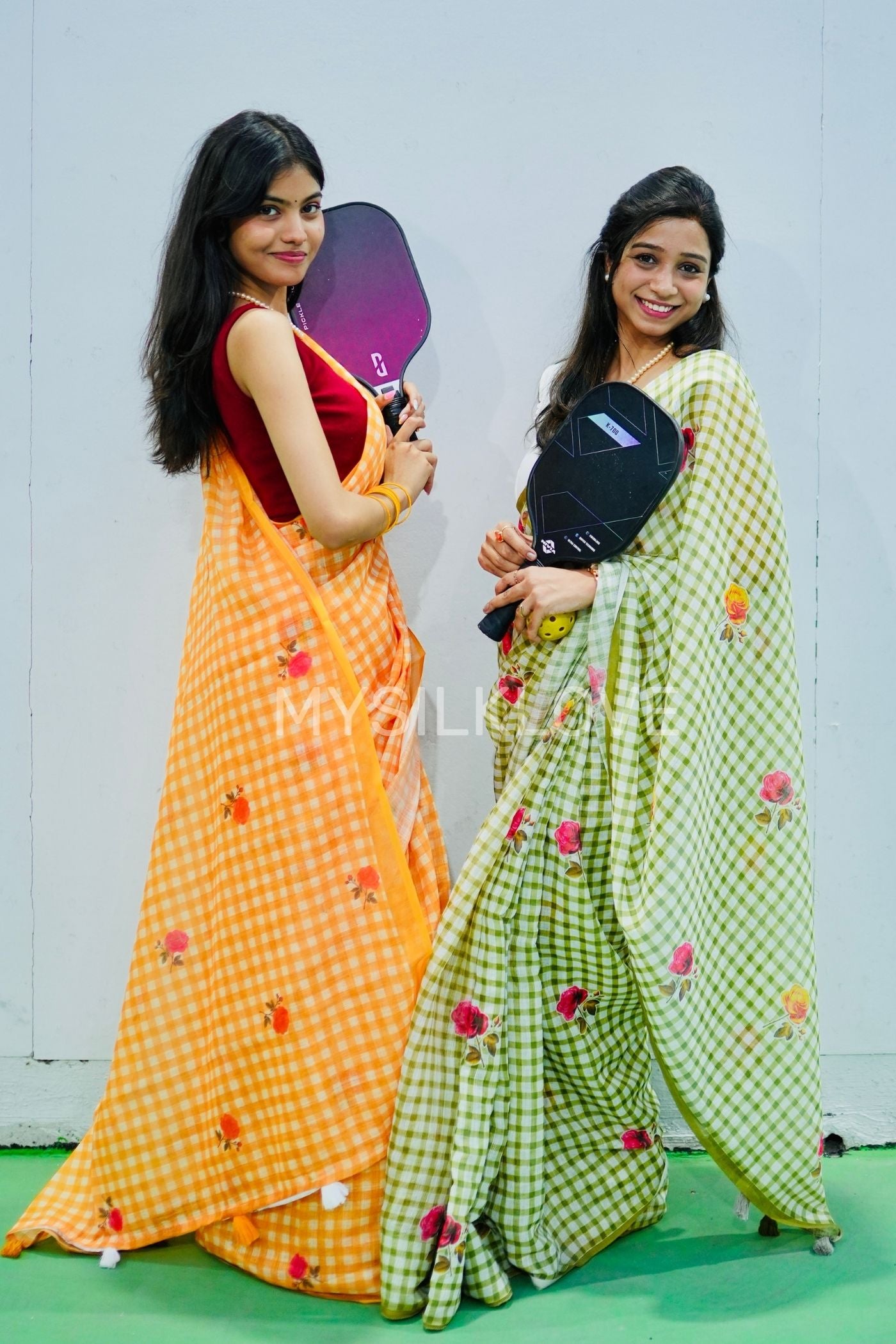 Buy MySilkLove Apple Green Soft Linen Cotton Printed Saree Online