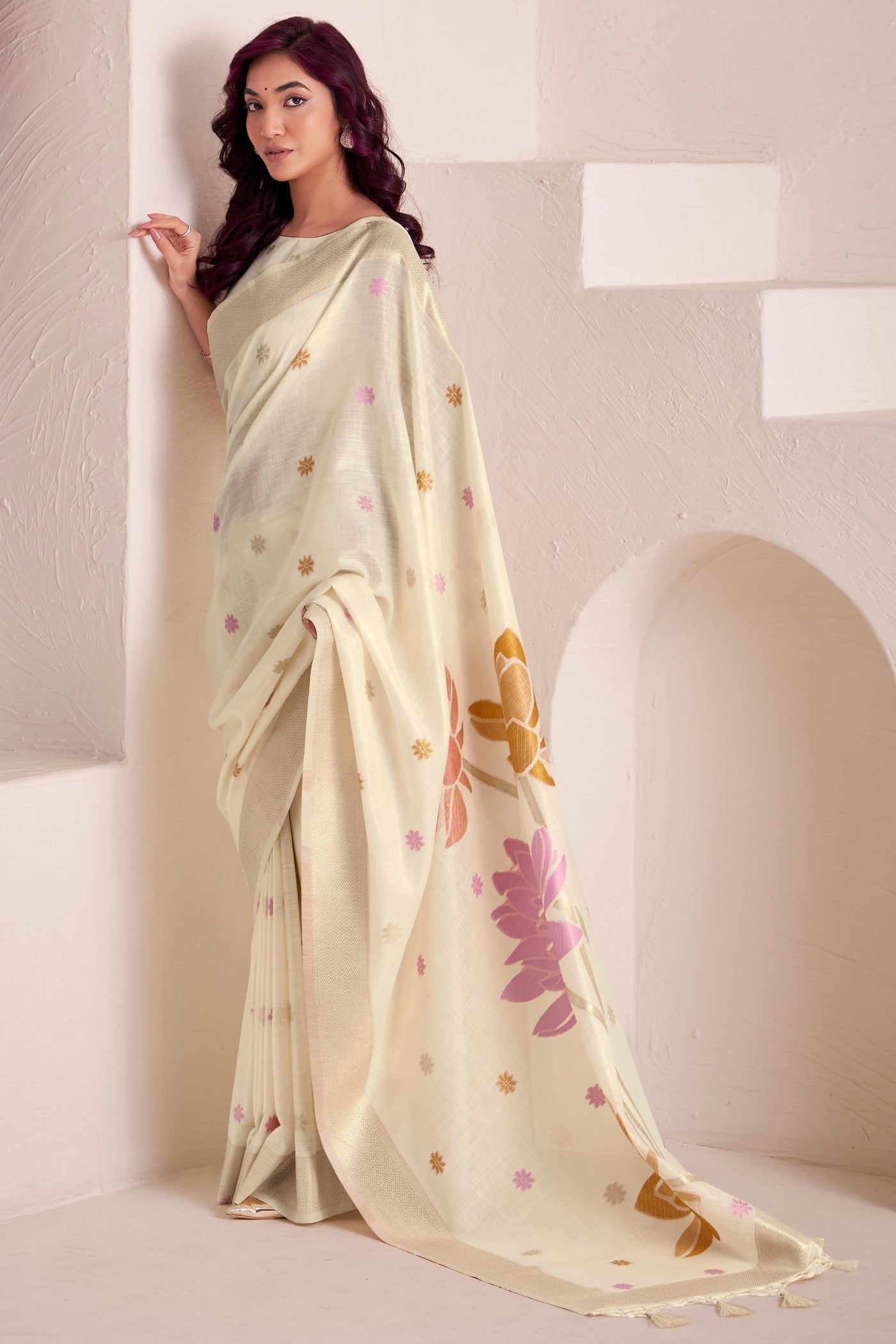 Buy MySilkLove Pearl White Woven Linen Saree Online