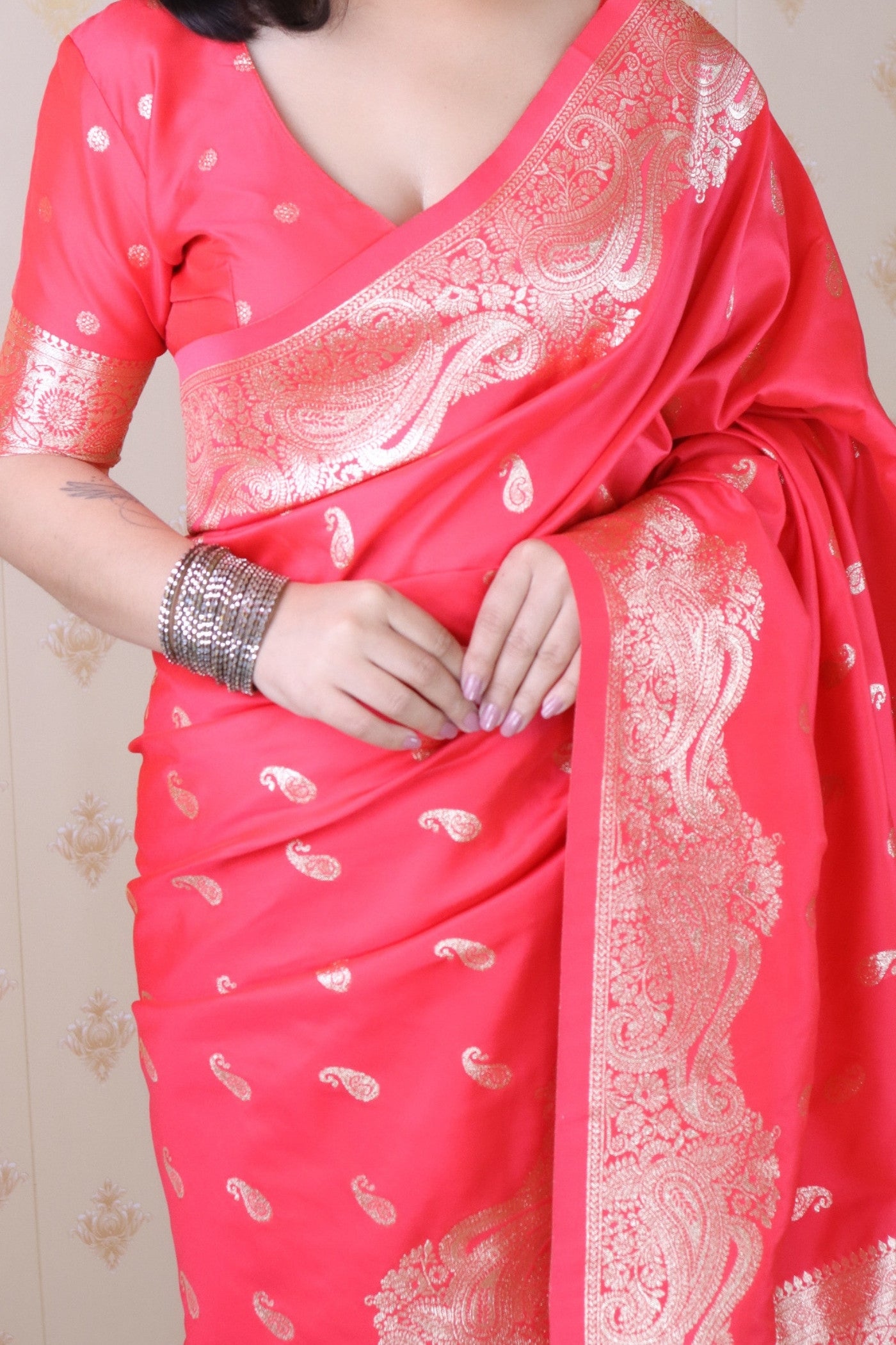 Buy MySilkLove Vermilion Red Banarasi Handloom Saree Online