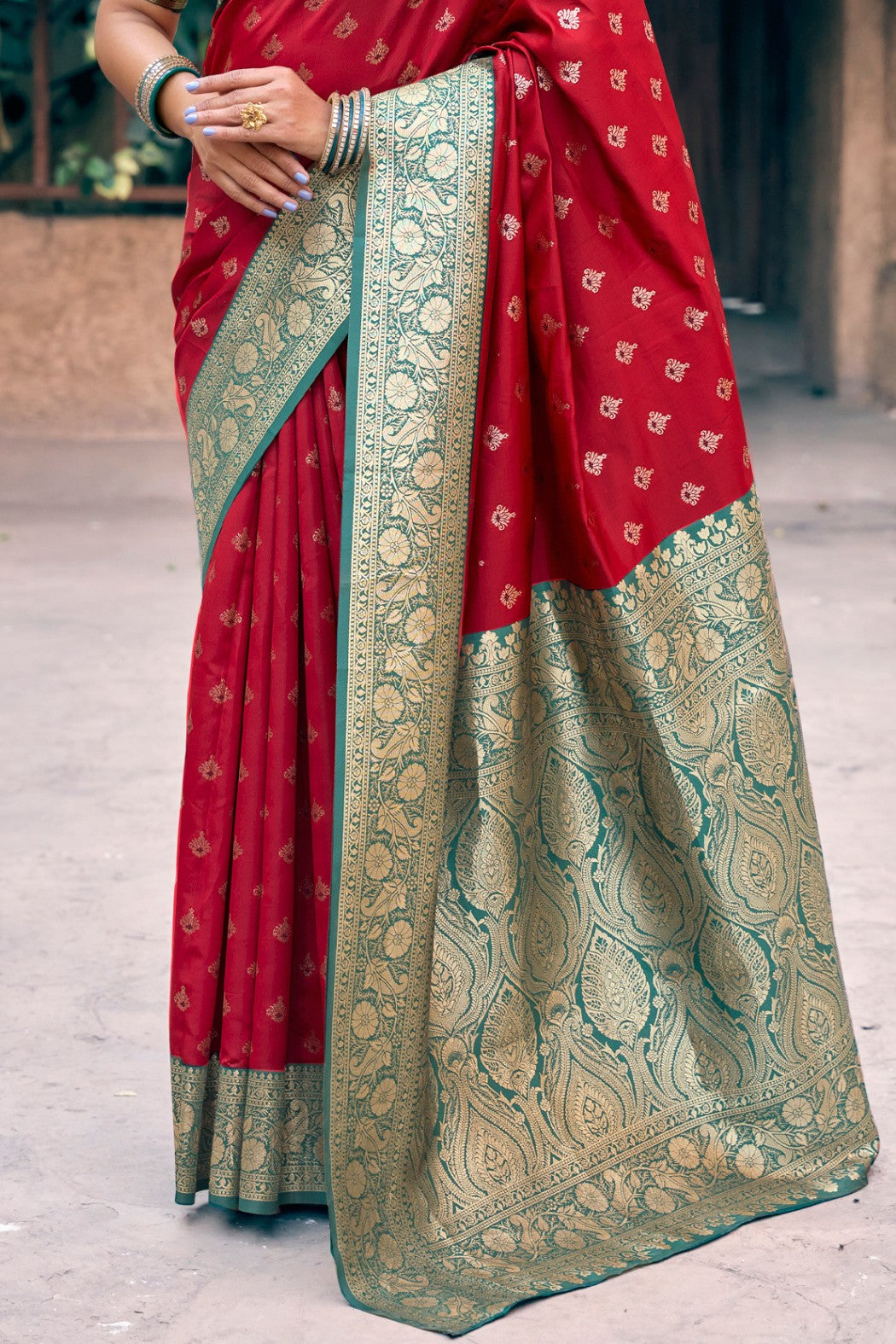 Buy MySilkLove Barn Red Woven Banarasi Soft Silk Saree Online