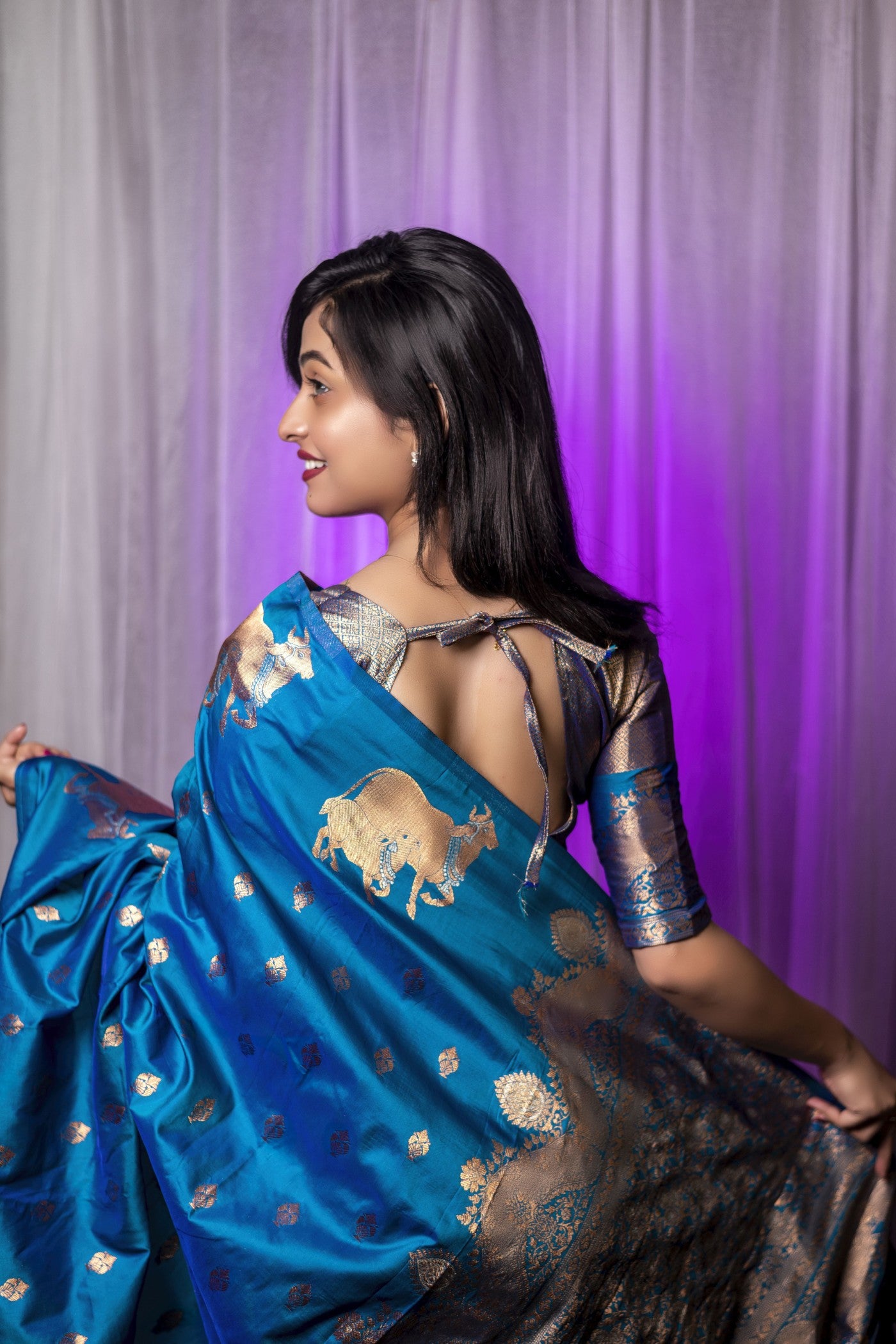 Buy MySilkLove Royal Blue Woven Banarasi Saree Online