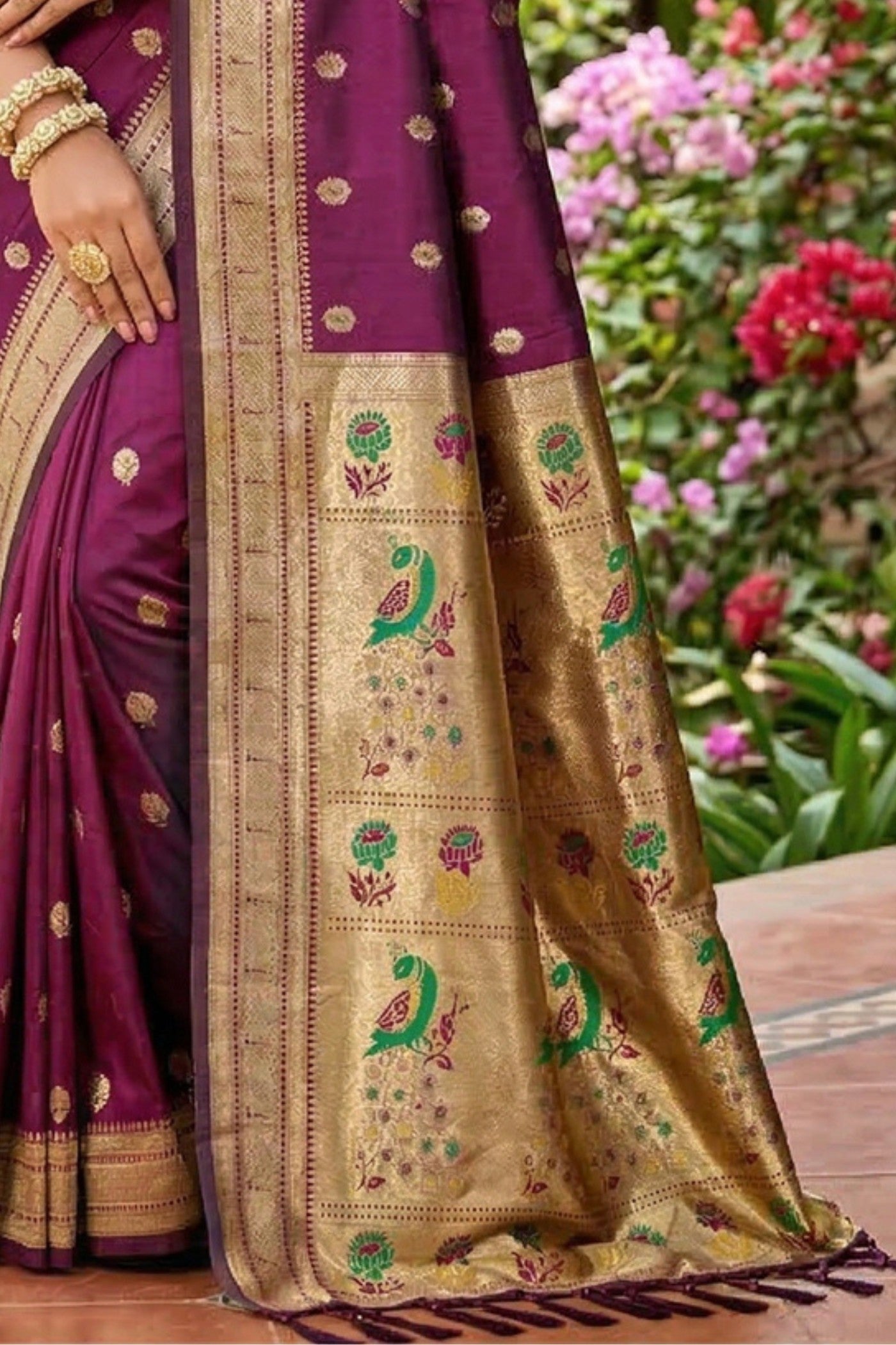 Buy MySilkLove Crocus Purple Zari Woven Paithani Saree Online