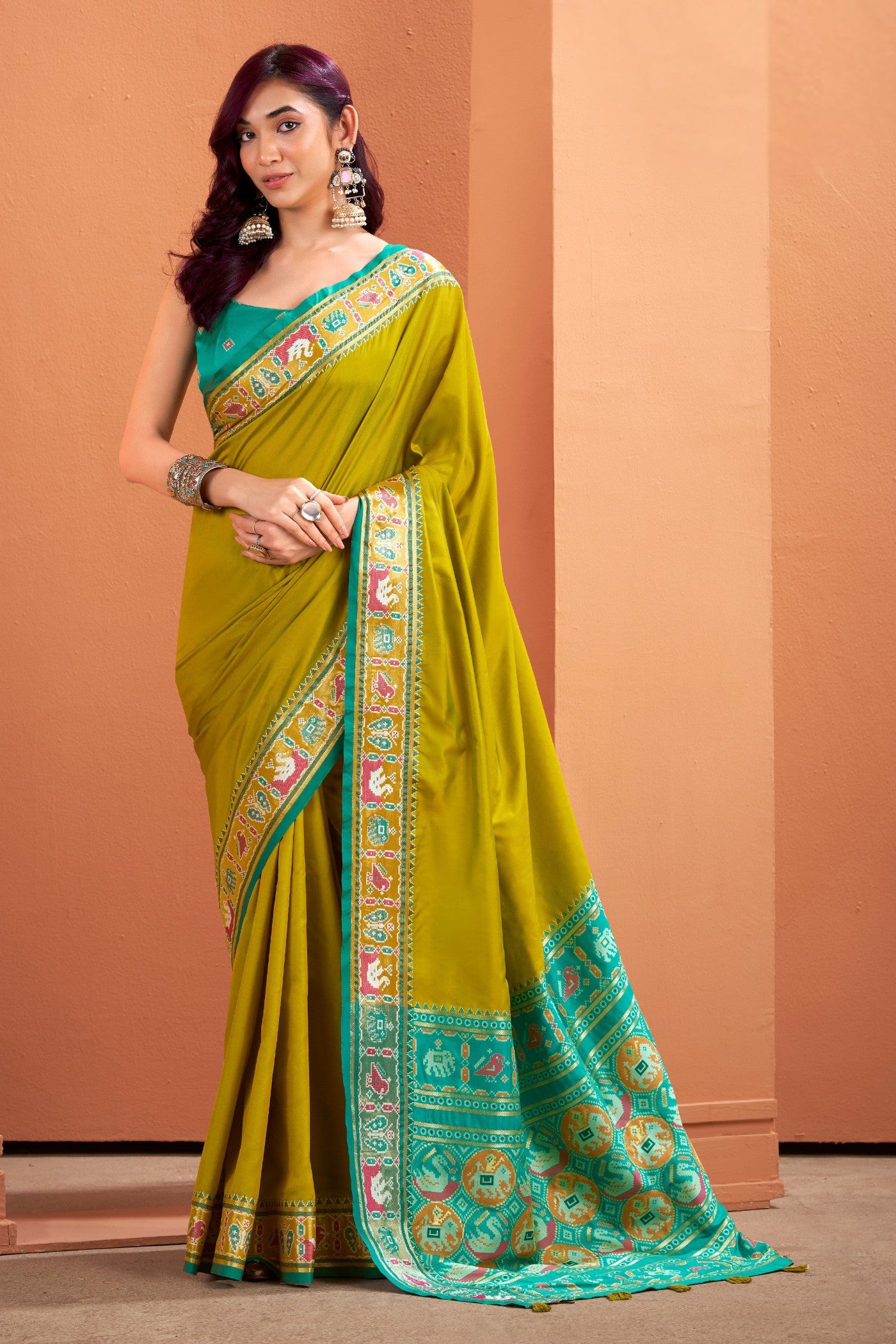 Buy MySilkLove Pear Green Woven Banarasi Patola Silk Saree Online