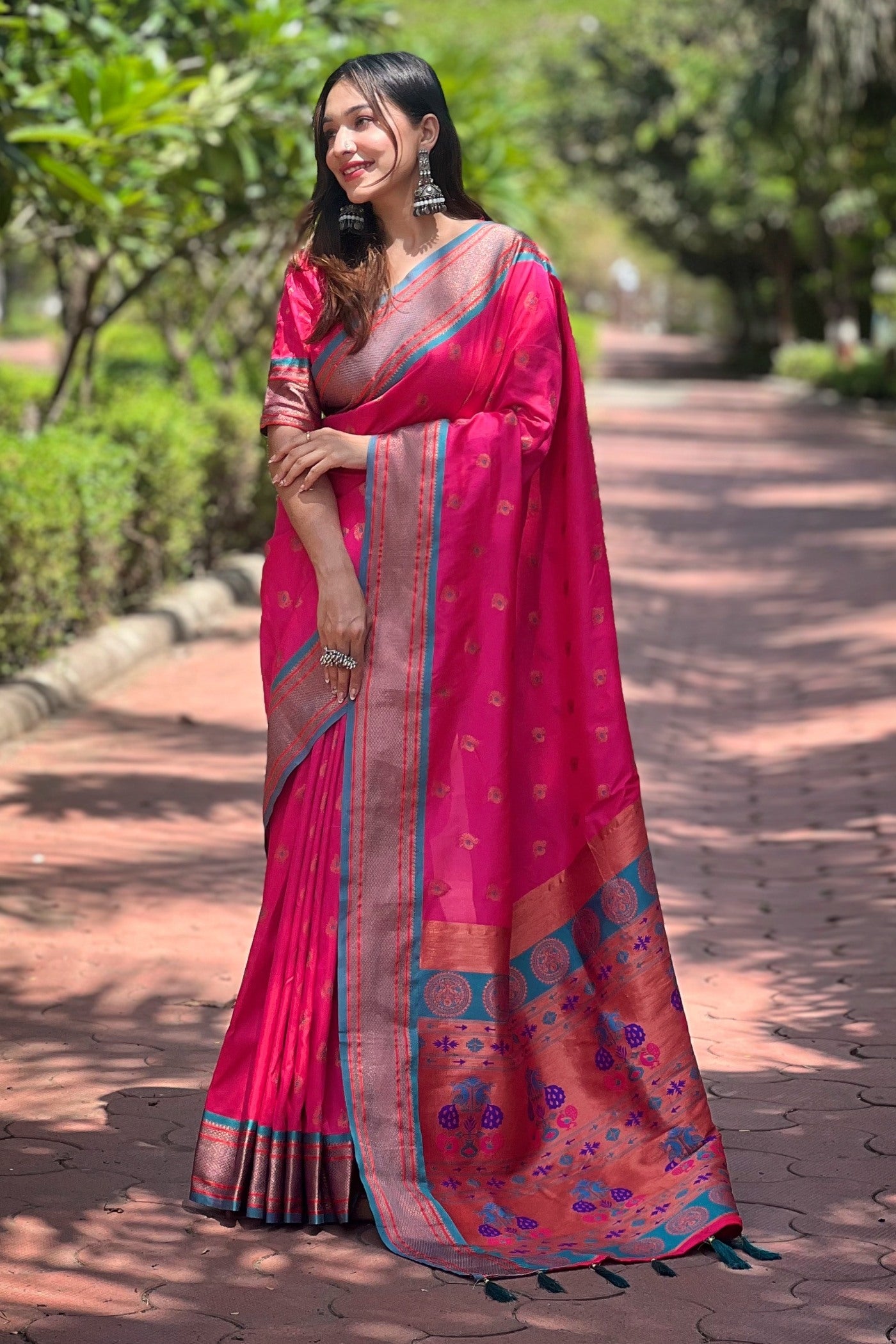 Buy MySilkLove Hibiscus Pink Woven Paithani Saree Online