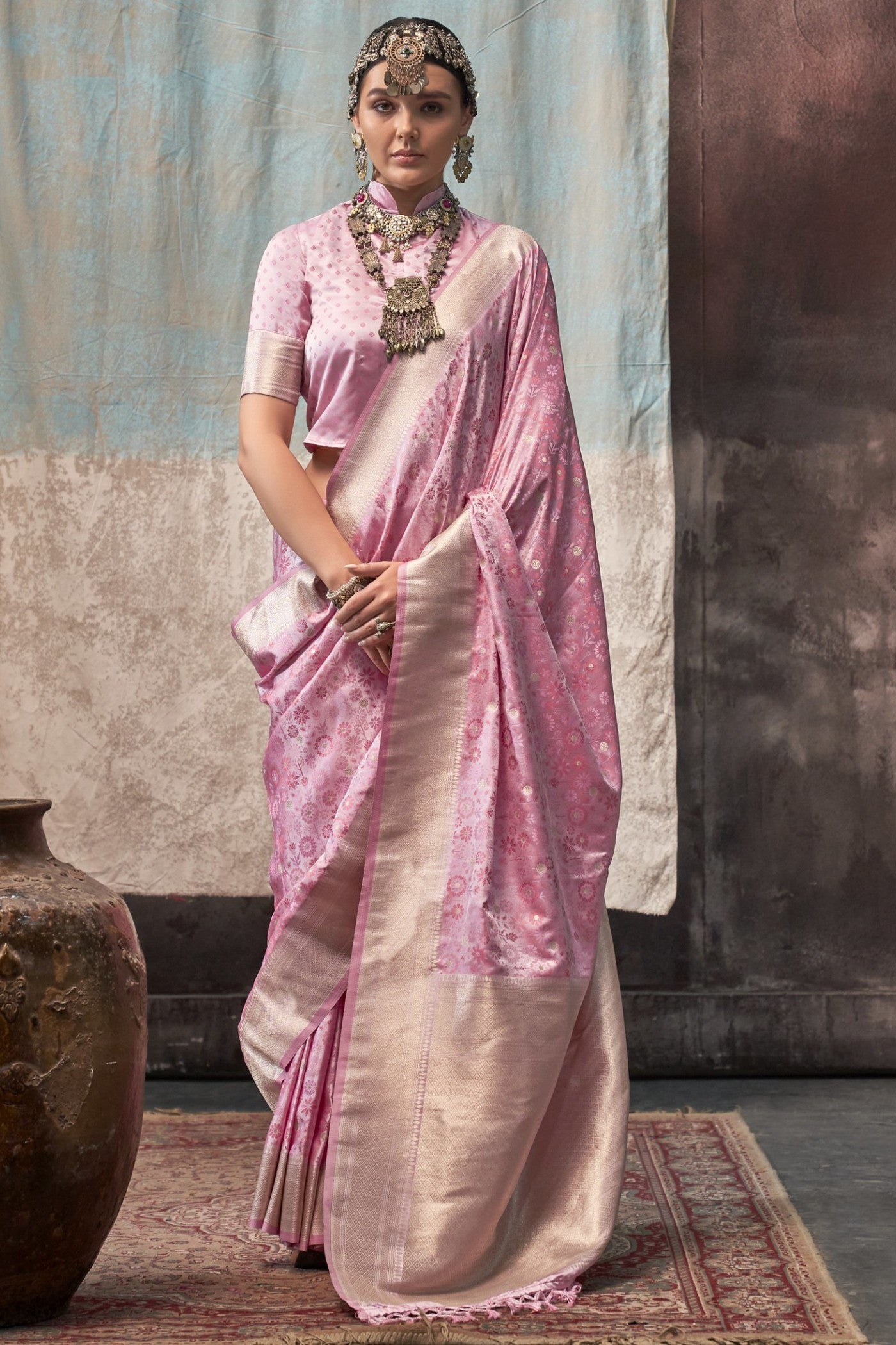 Buy MySilkLove Shilo Pink Banarasi Handloom Saree Online