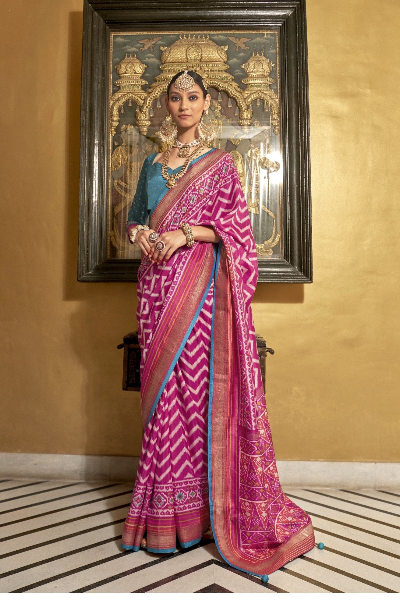 Buy MySilkLove Rouge Pink Printed Patola Saree Online