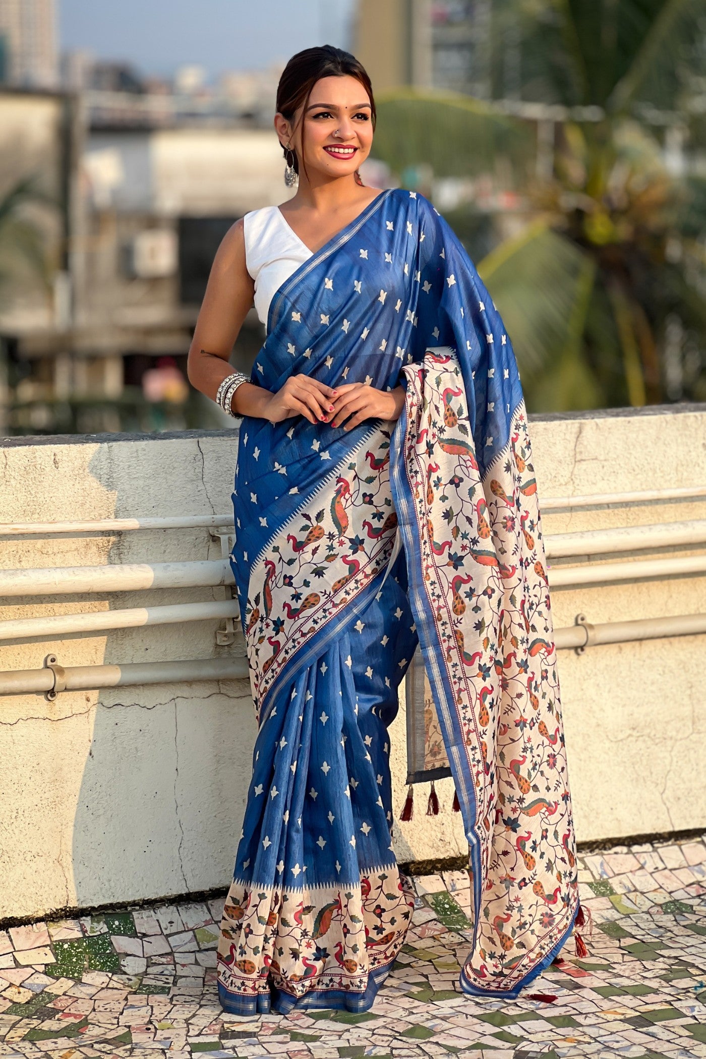 Buy MySilkLove Royal Blue Floral Printed Kalamkari Saree Online