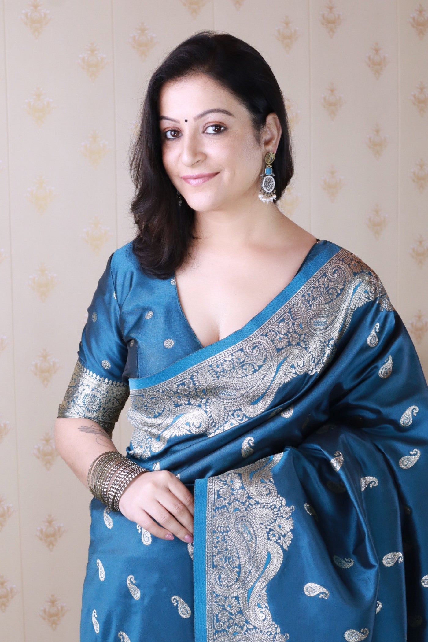 Buy MySilkLove Water Dark Blue Banarasi Handloom Saree Online