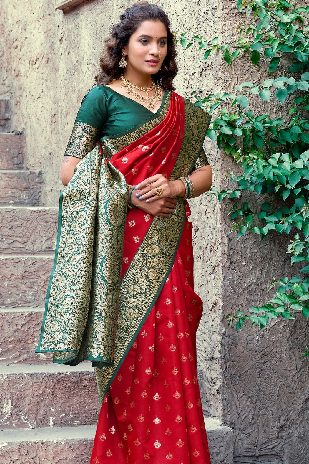 Buy MySilkLove Barn Red Woven Banarasi Soft Silk Saree Online