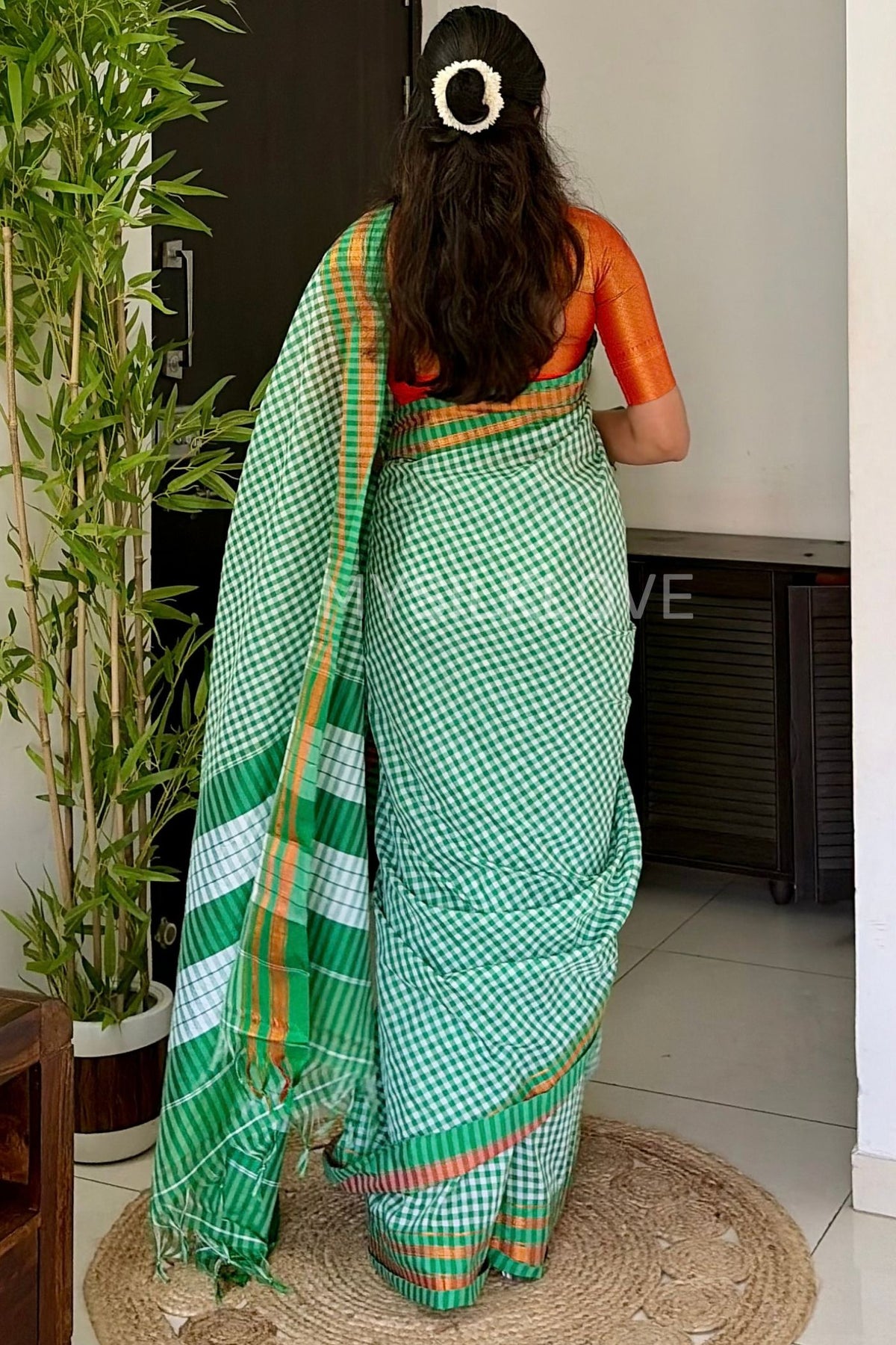 Buy MySilkLove Raw Mango Green Soft Cotton Check Pattern Irkal Saree Online