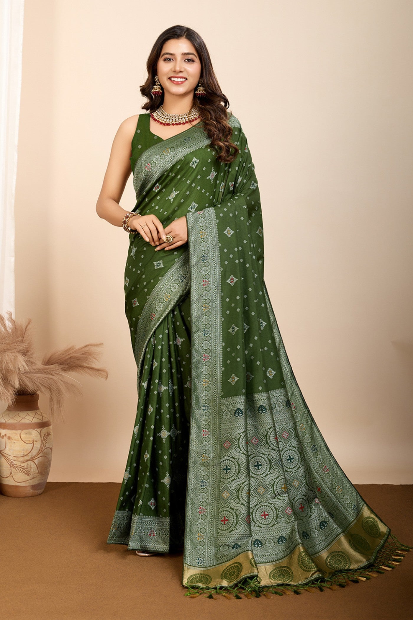 Buy MySilkLove Fern Green Woven Banarasi Saree Online