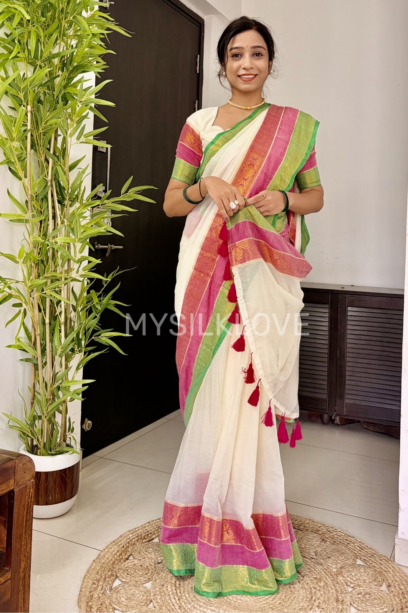 MySilkLove Jasmine White Mul Mul Cotton Kanchi Border Saree