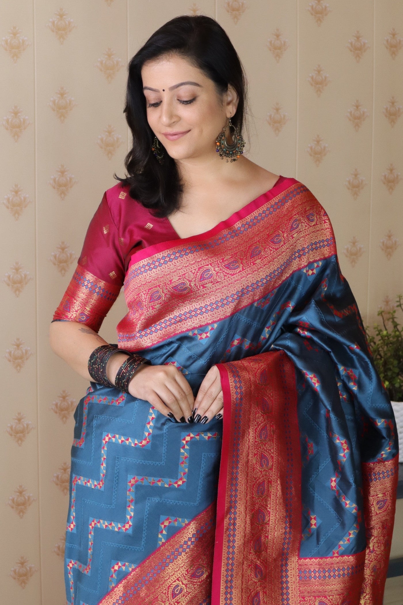 Buy MySilkLove Royal Blue Banarasi Handloom Saree Online