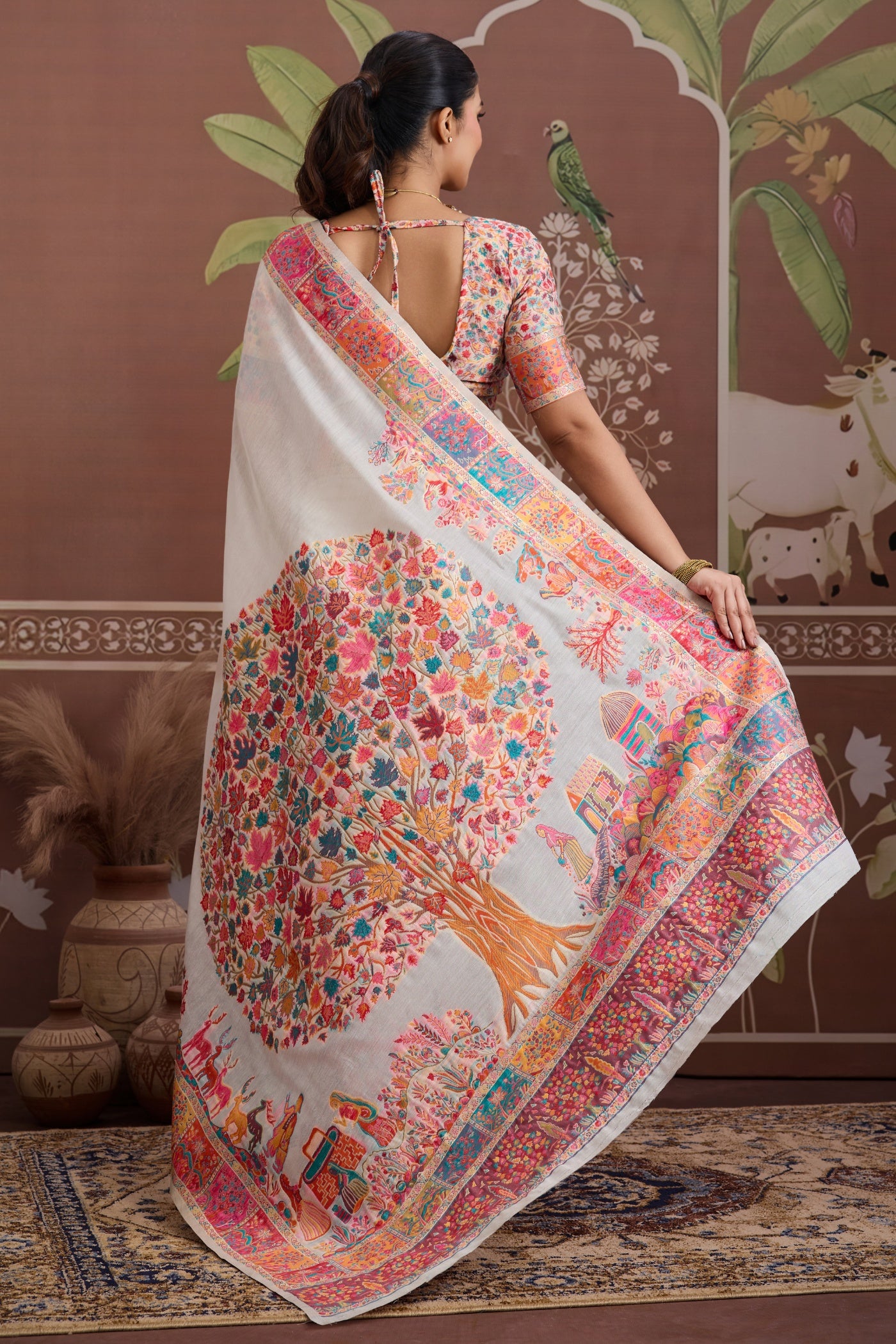 Buy MySilkLove Milk White Kashmiri Handllom Jamewar Saree Online