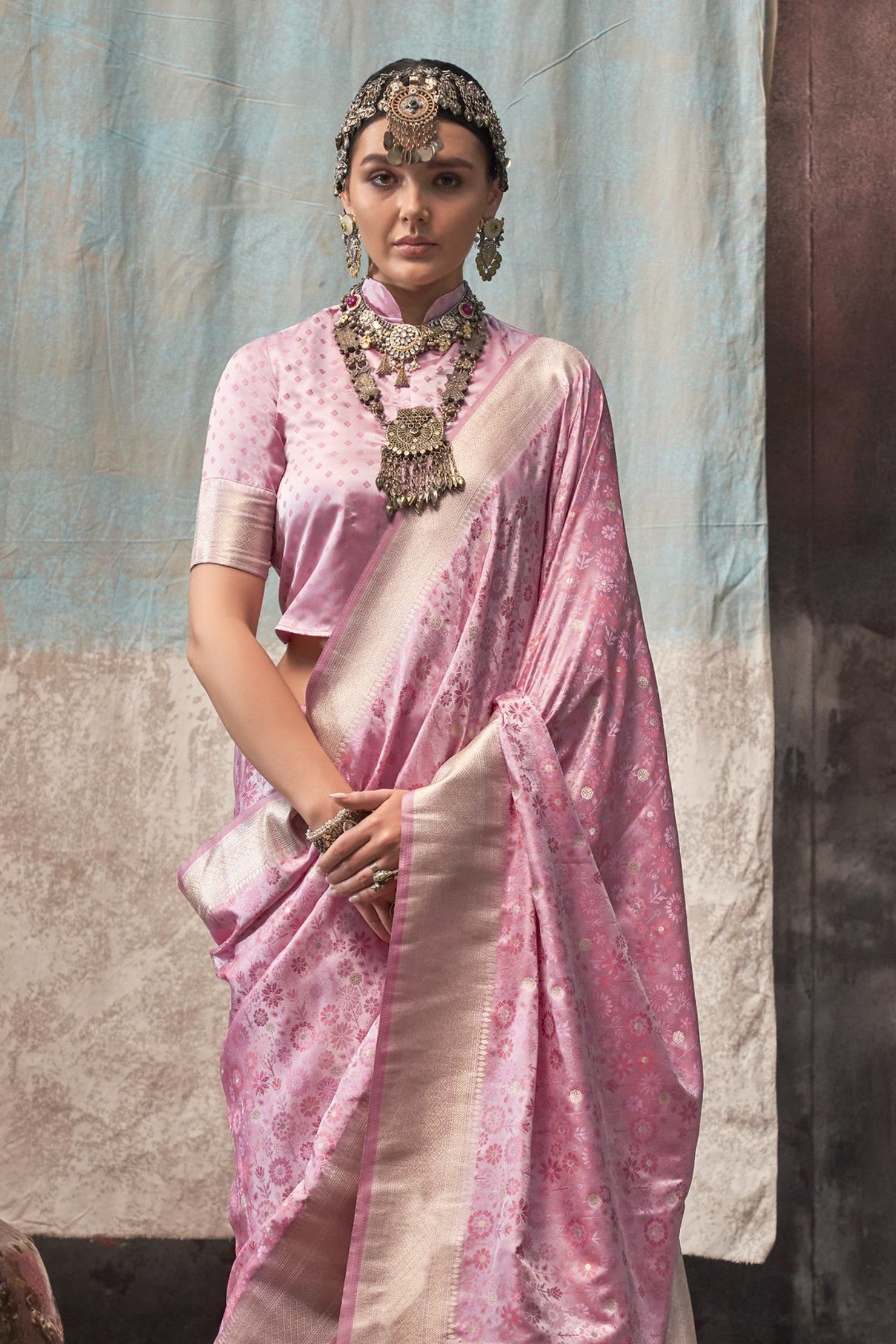 Buy MySilkLove Shilo Pink Banarasi Handloom Saree Online