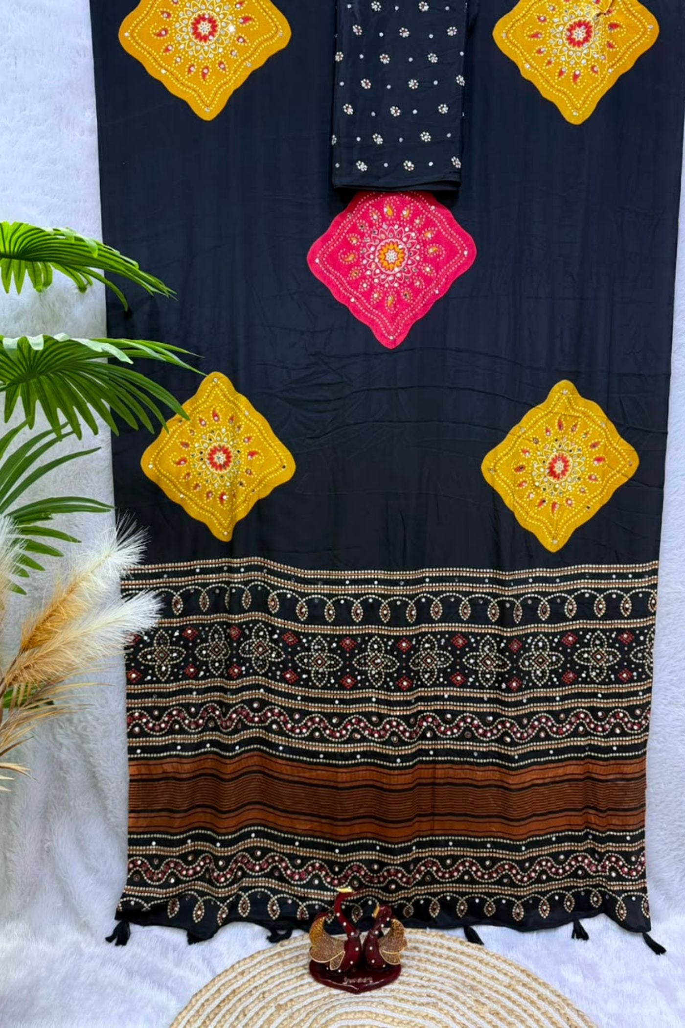 Buy MySilkLove Leaf Green Ajrakh Satin Printed Mirror Work Saree Online