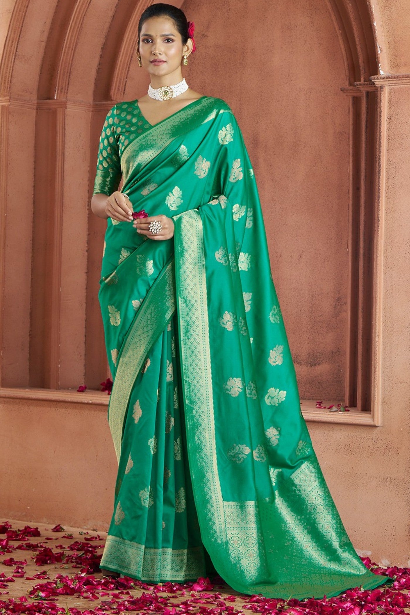 Buy MySilkLove Forest Green Woven Banarasi Saree Online