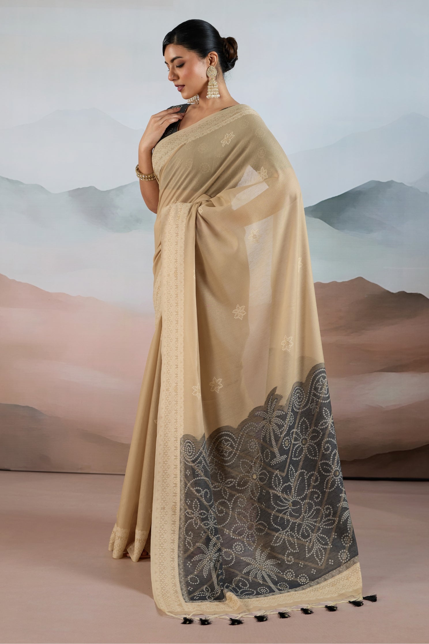 Buy MySilkLove Linen Cream Handloom Cotton Saree Online