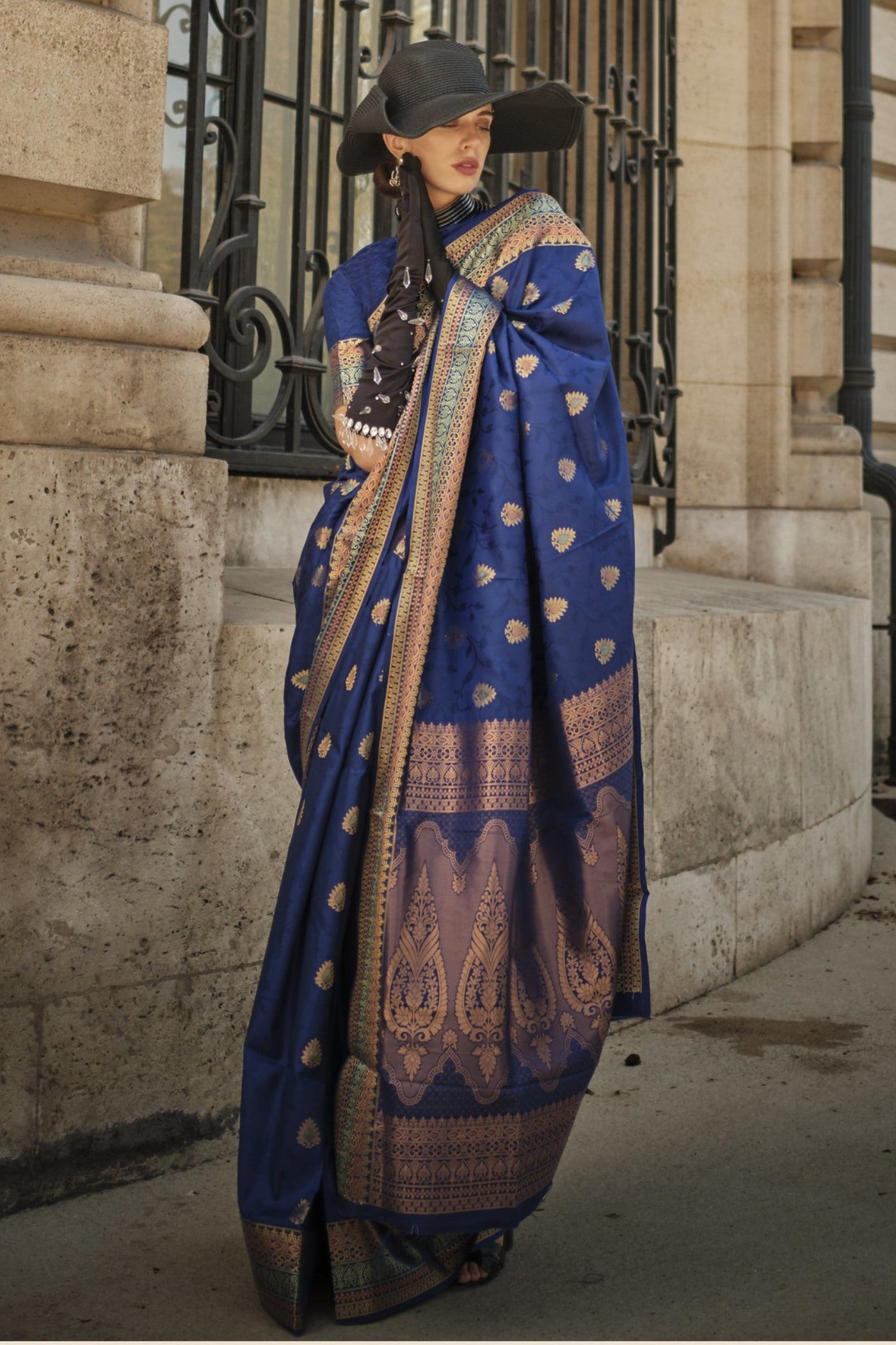 Buy MySilkLove Dark Navy Blue Banarasi Handloom Saree Online