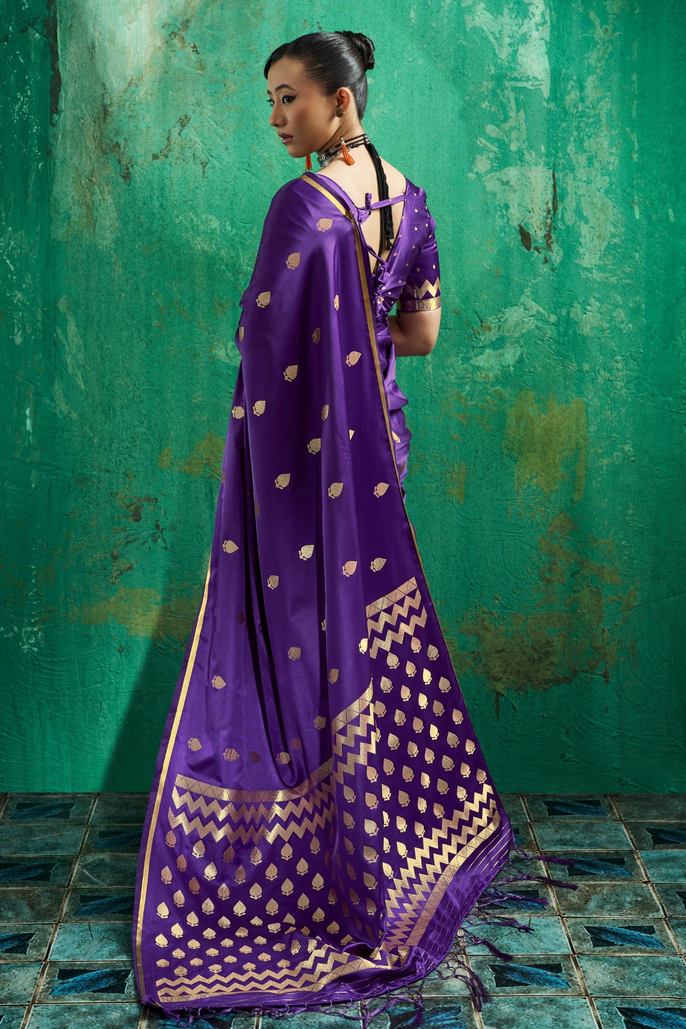 Buy MySilkLove Raisin Purple Handloom Satin Silk Saree Online