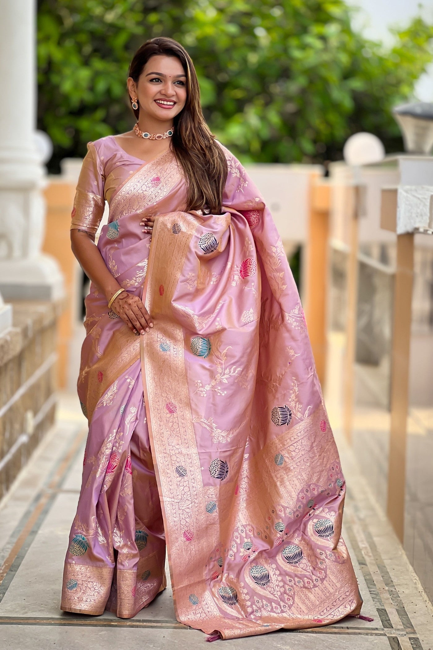 Buy MySilkLove Beauty Pink Woven Banarasi Saree Online