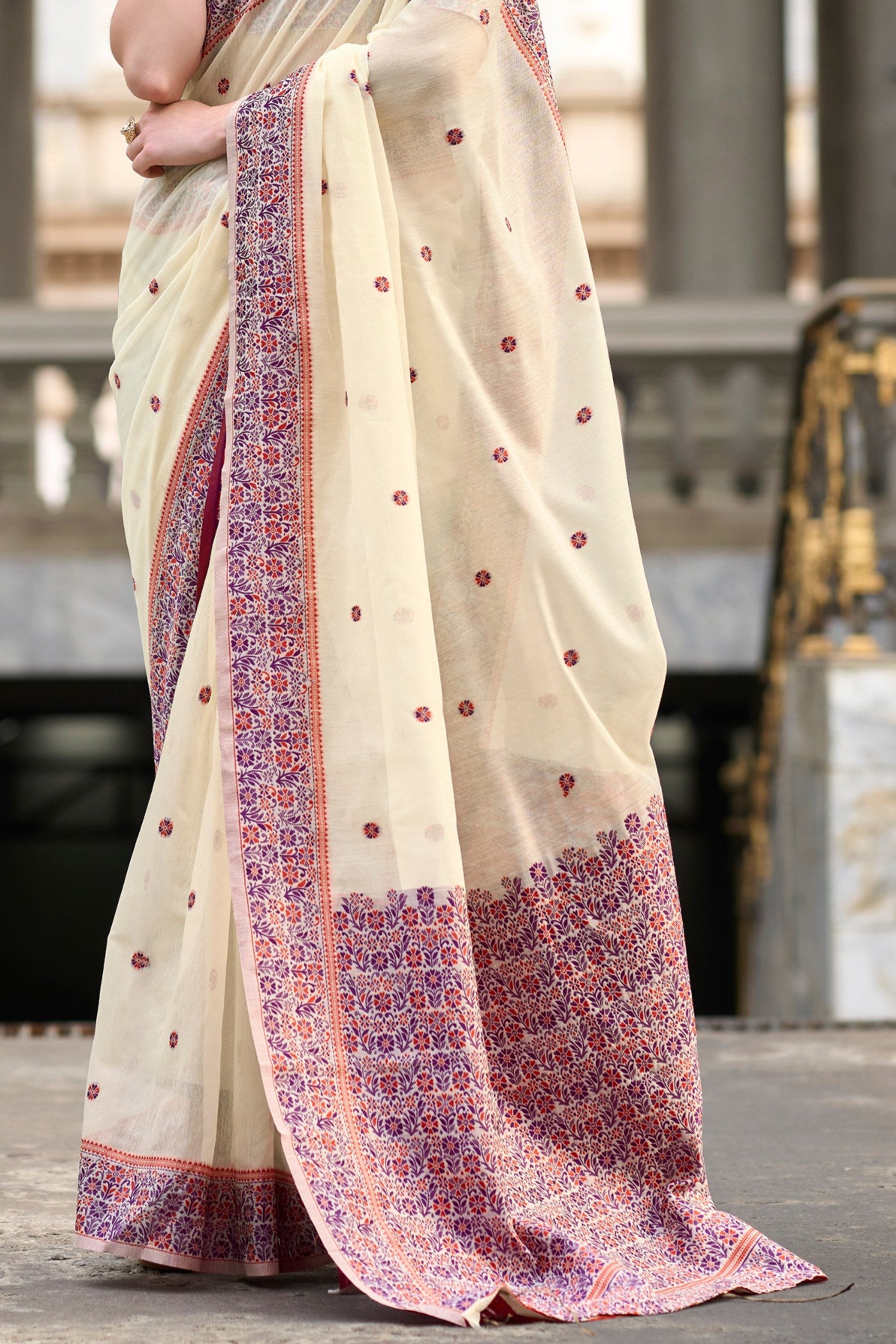 Buy MySilkLove Almond Cream Handloom Linen Cotton Saree Online