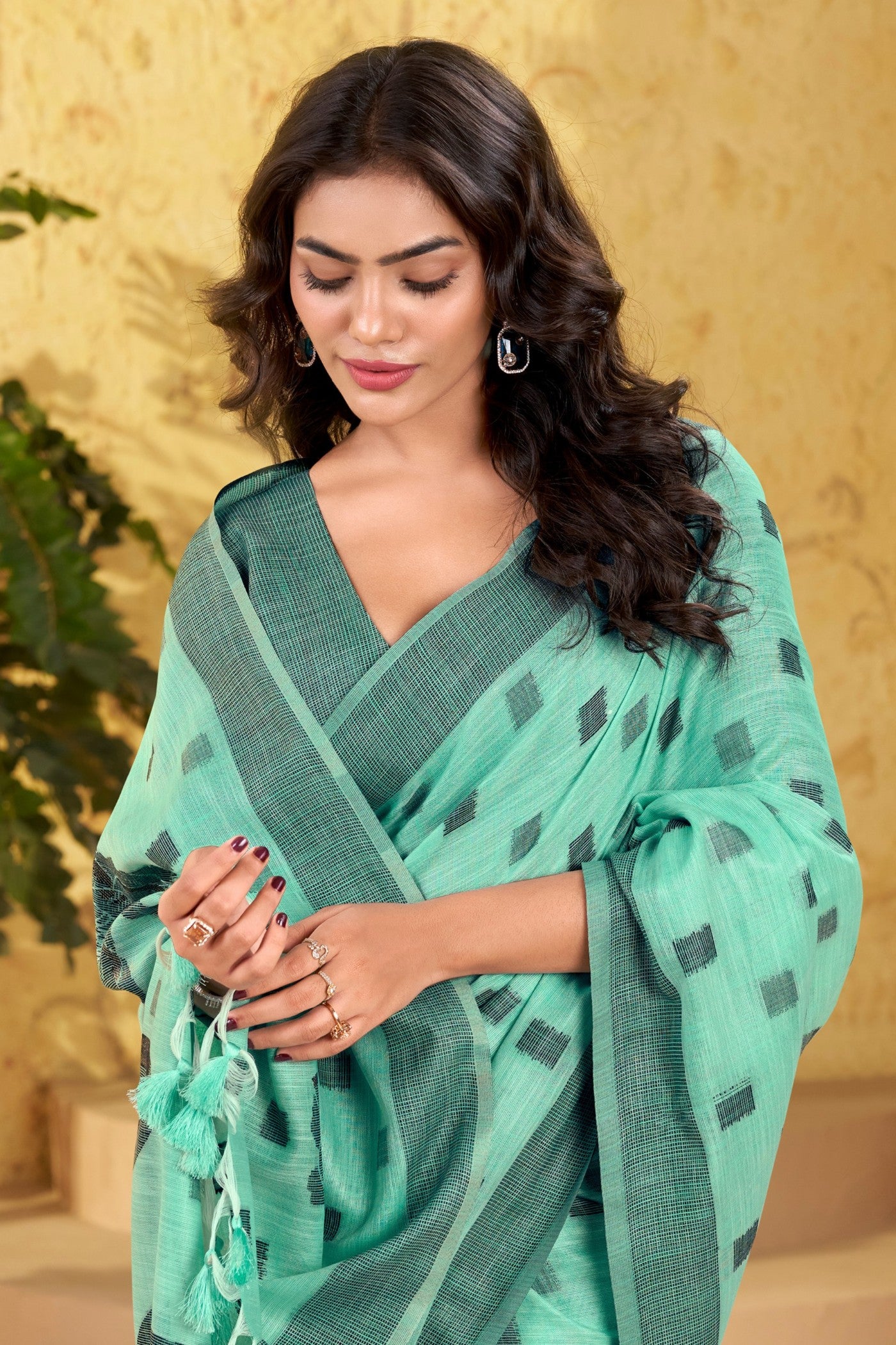 MySilkLove Summer Green Woven Linen Saree