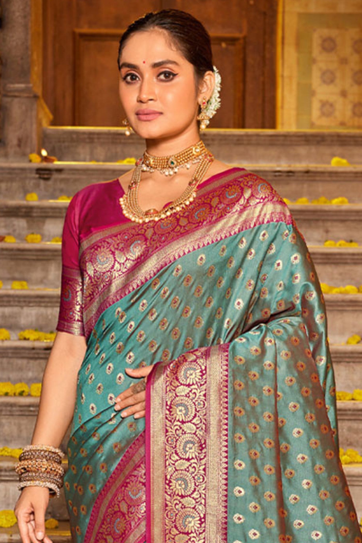 Buy MySilkLove Fern Green Zari Woven Banarasi Saree Online