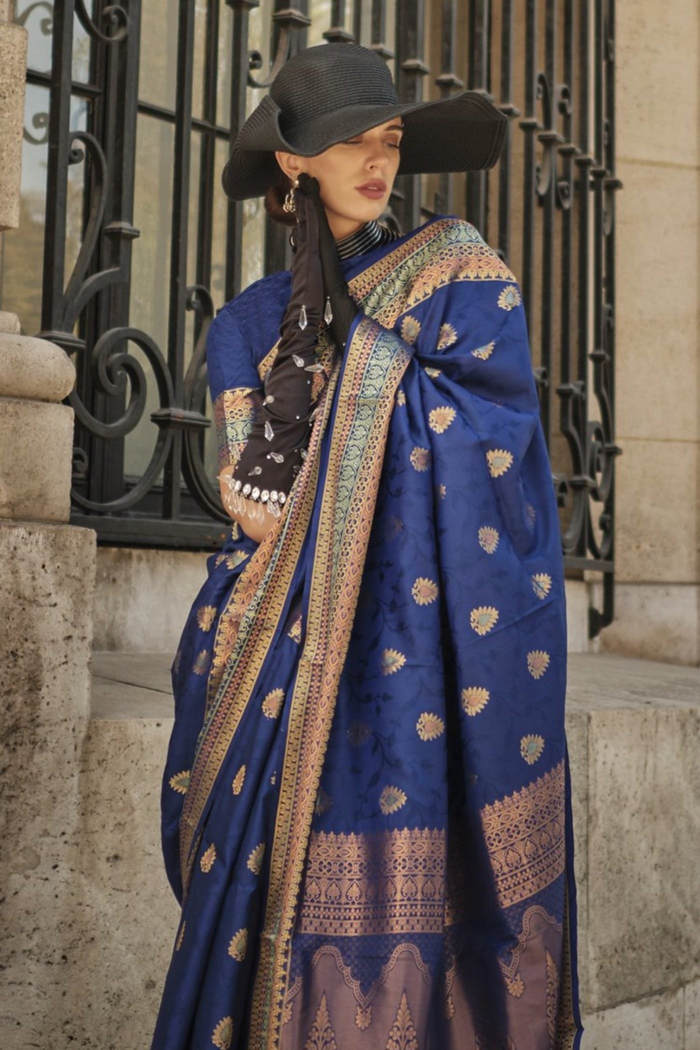 Buy MySilkLove Dark Navy Blue Banarasi Handloom Saree Online