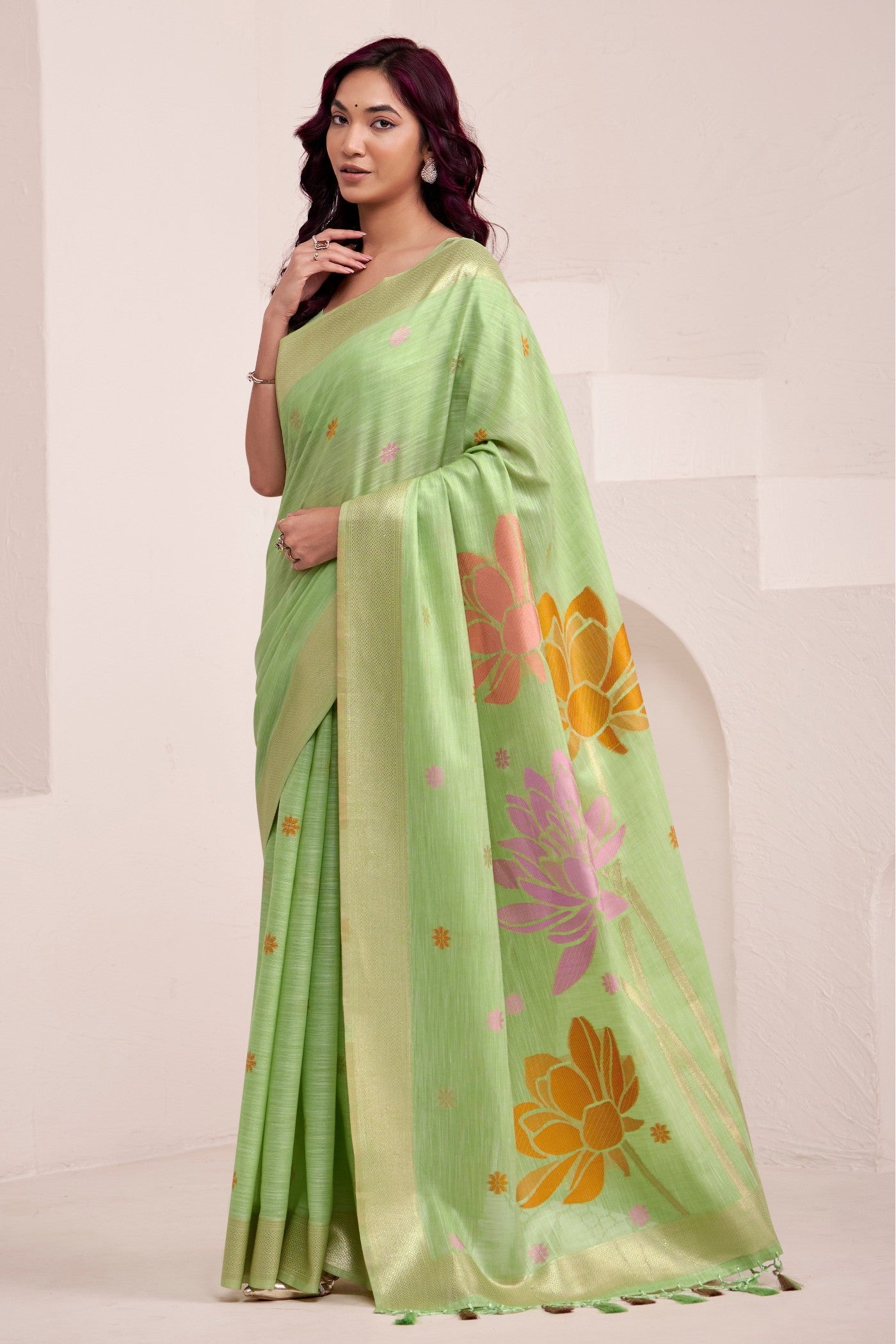 Buy MySilkLove Pista Green Woven Linen Saree Online