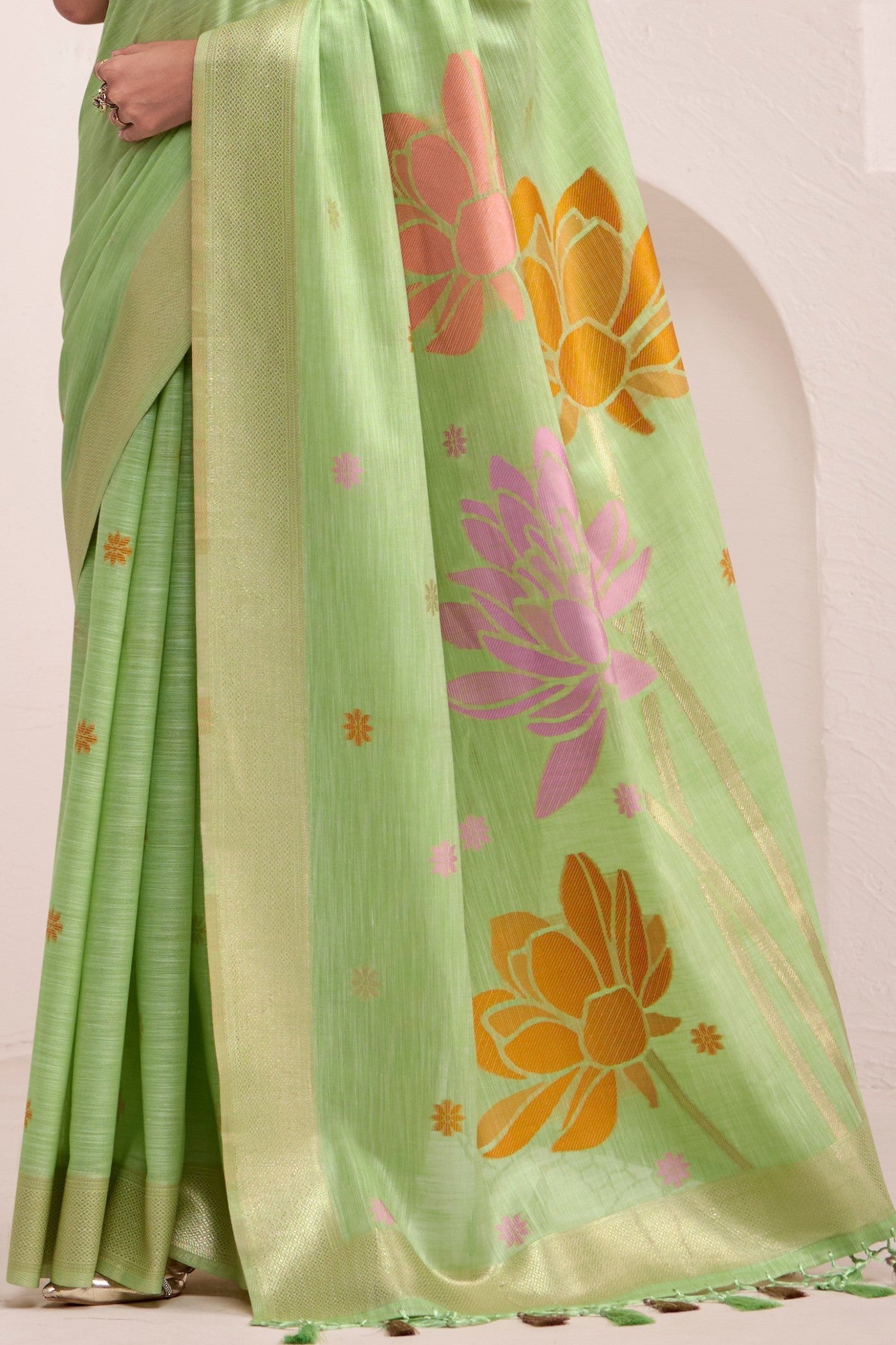 Buy MySilkLove Pista Green Woven Linen Saree Online