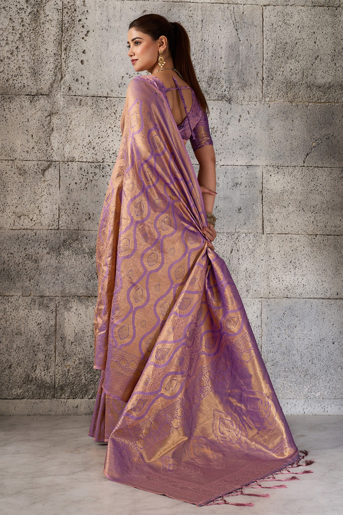 Buy MySilkLove Heliotrope Purple Woven Kanjivaram Saree Online