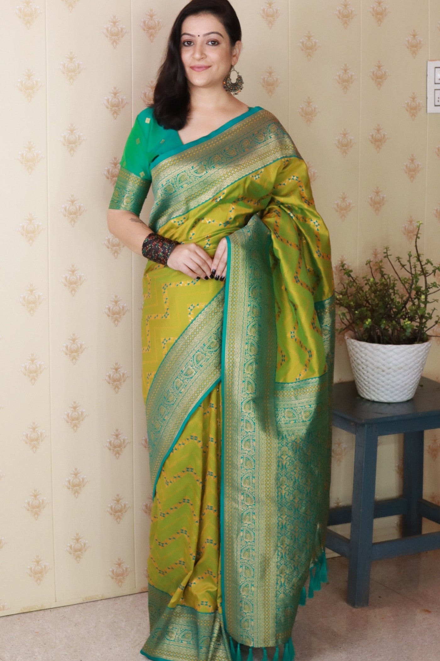 Buy MySilkLove Pear Green Banarasi Handloom Saree Online