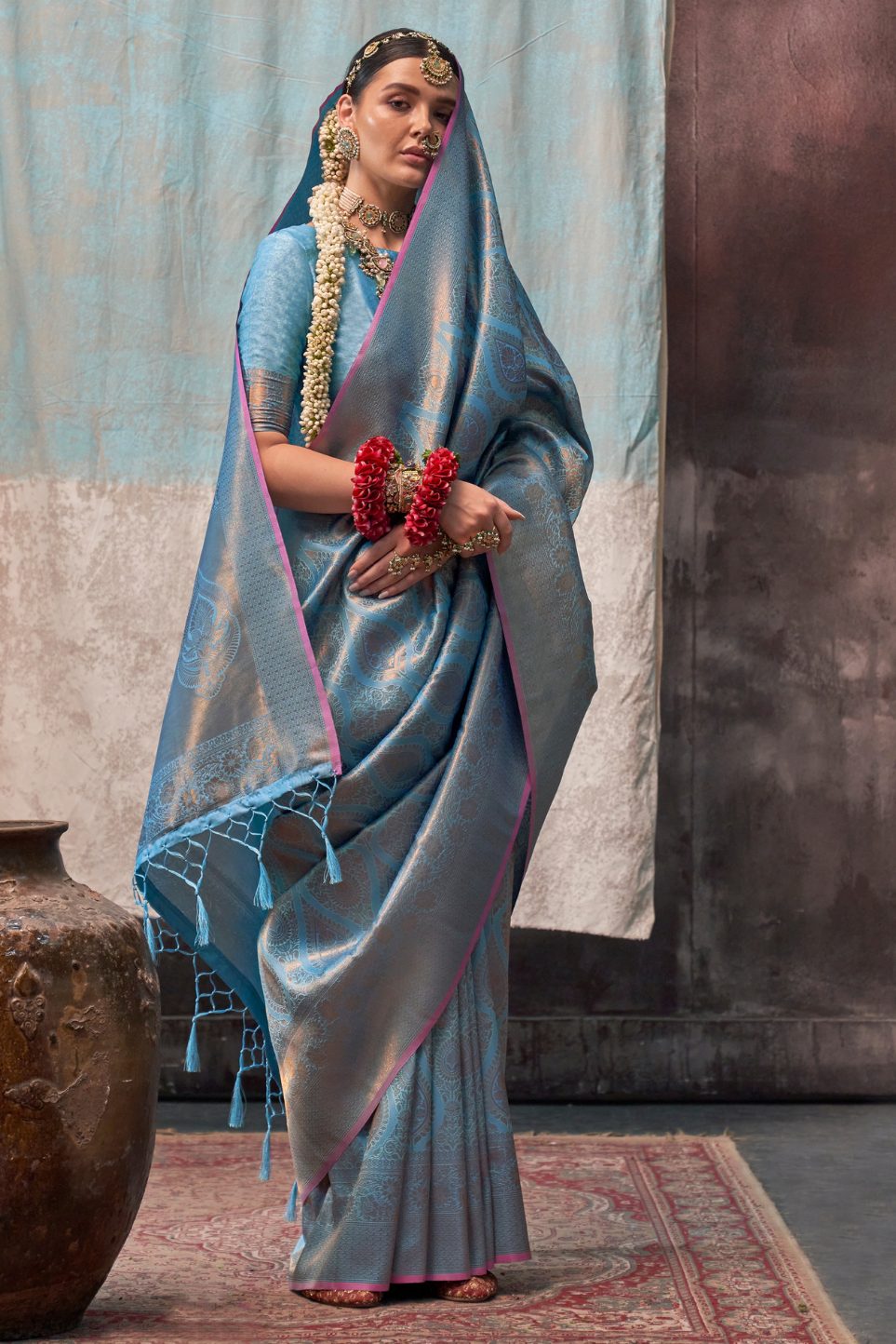 Buy MySilkLove Neon Cyan Blue Two Tone Kanjivaram Handloom Saree Online