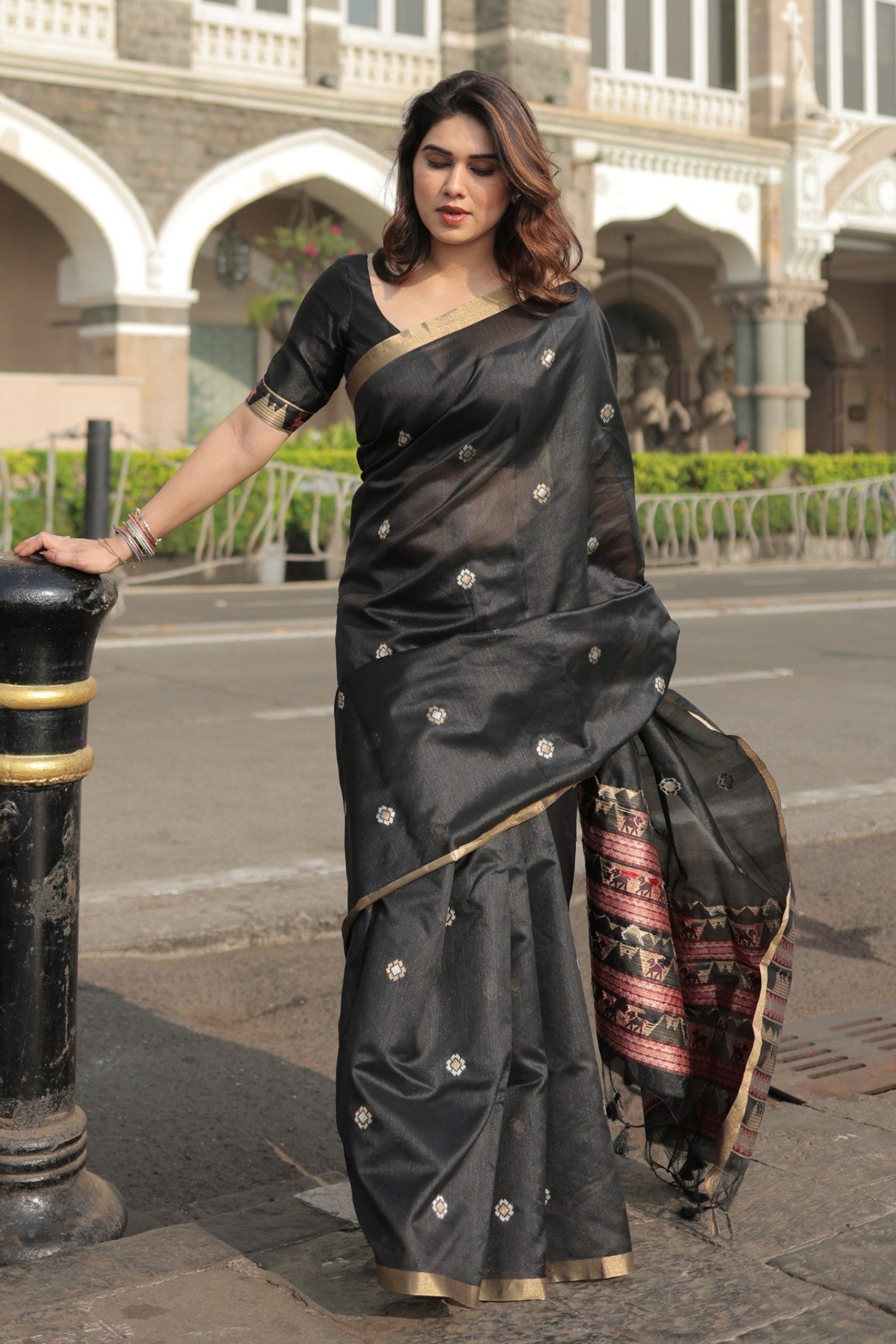 Buy MySilkLove Davy Black Tussar Handloom Silk Saree Online