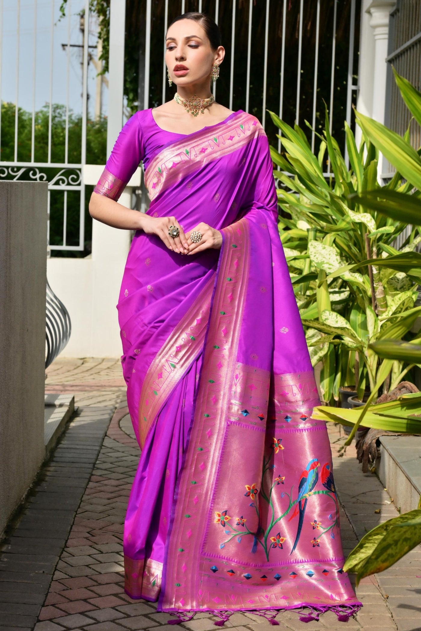 Buy MySilkLove Hyacinth Purple Woven Paithani Saree Online