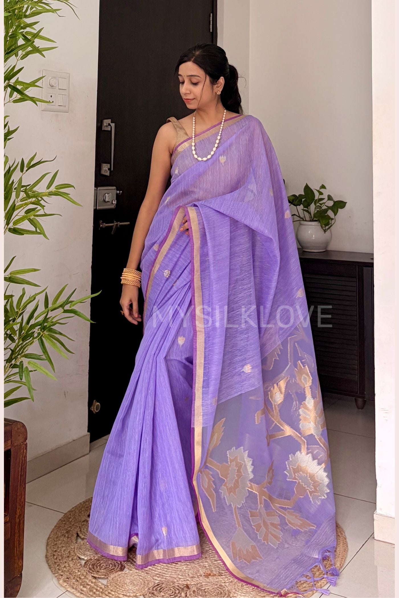 Buy MySilkLove Dreamy Lavender Munga Handloom Silk Cotton Saree With Tissue Pallu Online