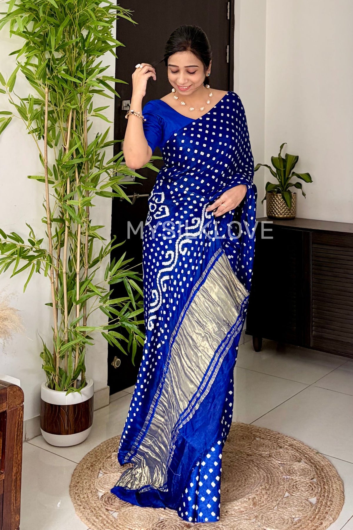 Buy MySilkLove Alice Blue Pure Bandhani Gajji Silk Saree with Lagdi Pallu Online