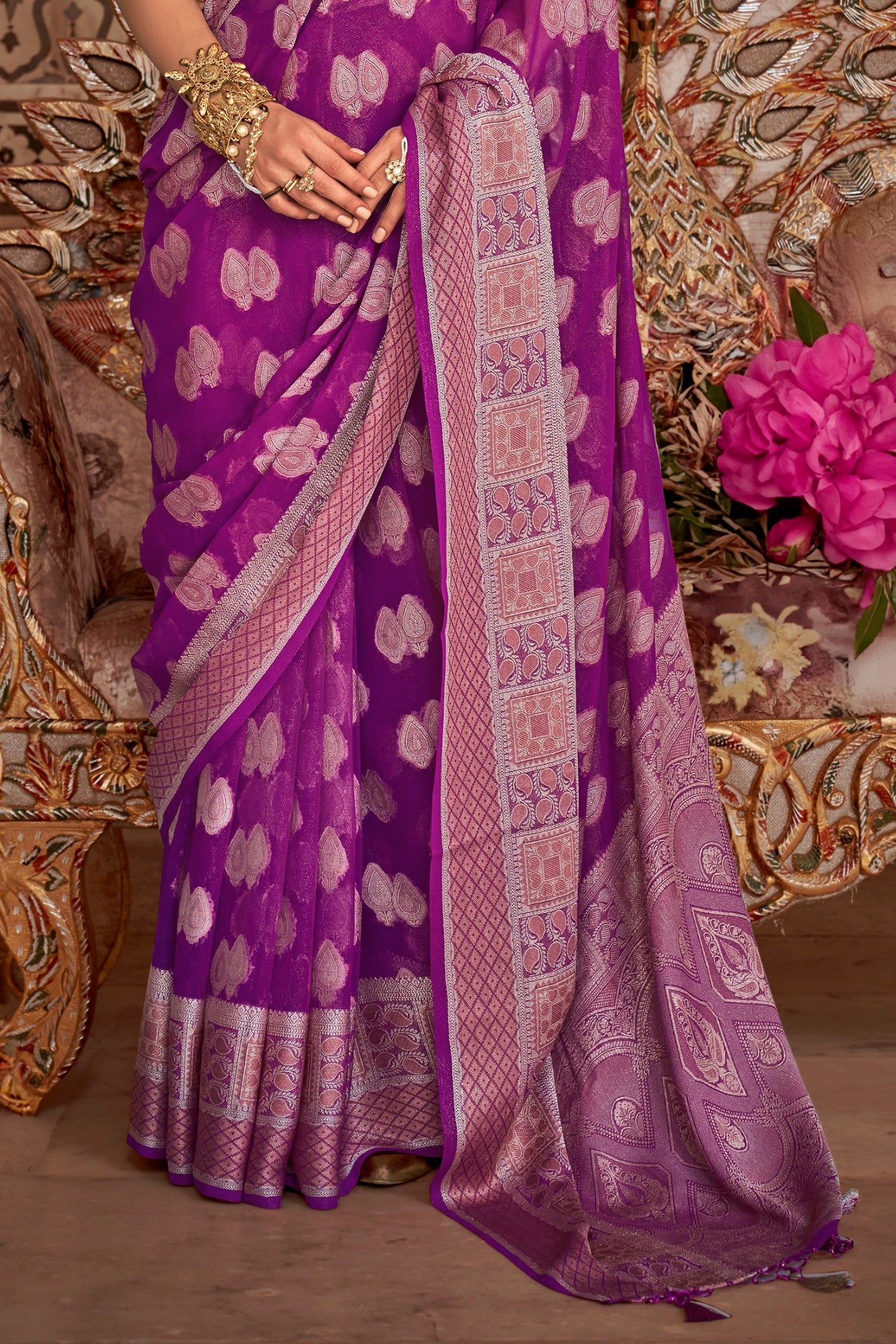 Buy MySilkLove Lolipop Purple Zari Woven Georgette Saree Online