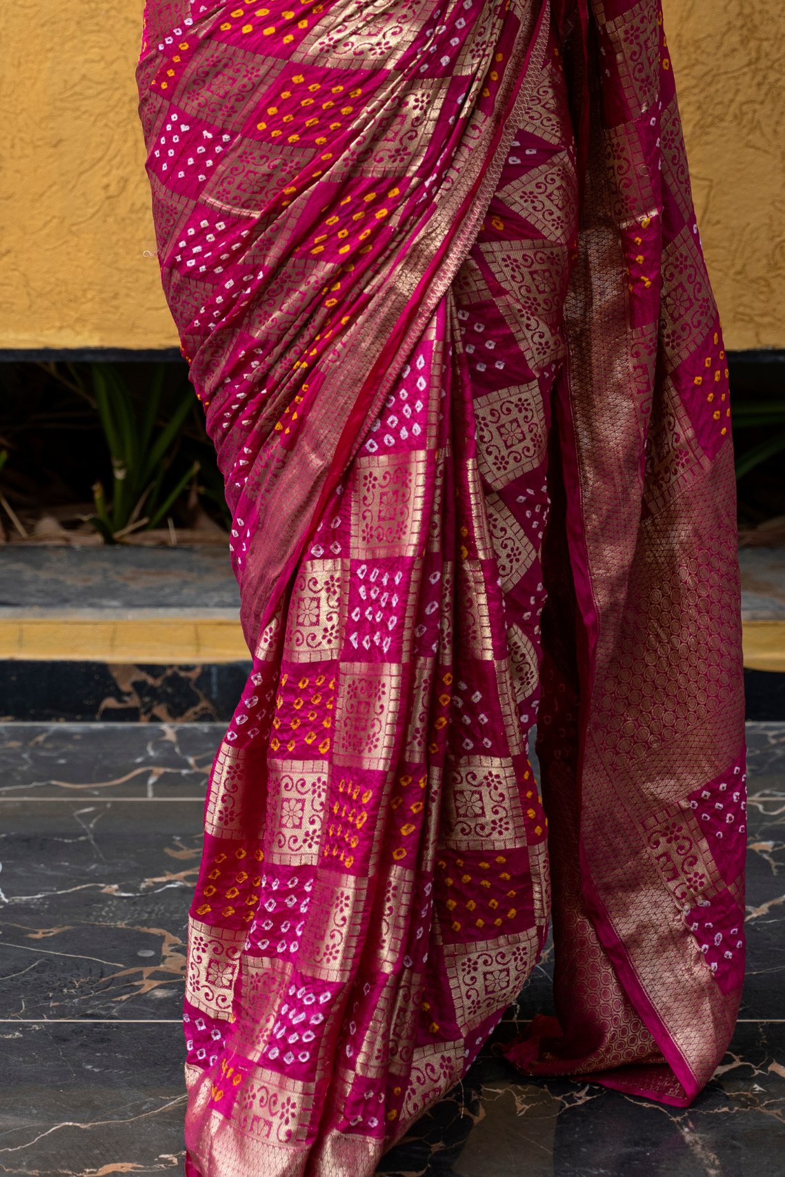 Buy MySilkLove Dingy Dungeon Pink Woven Designer Bandhani Saree Online