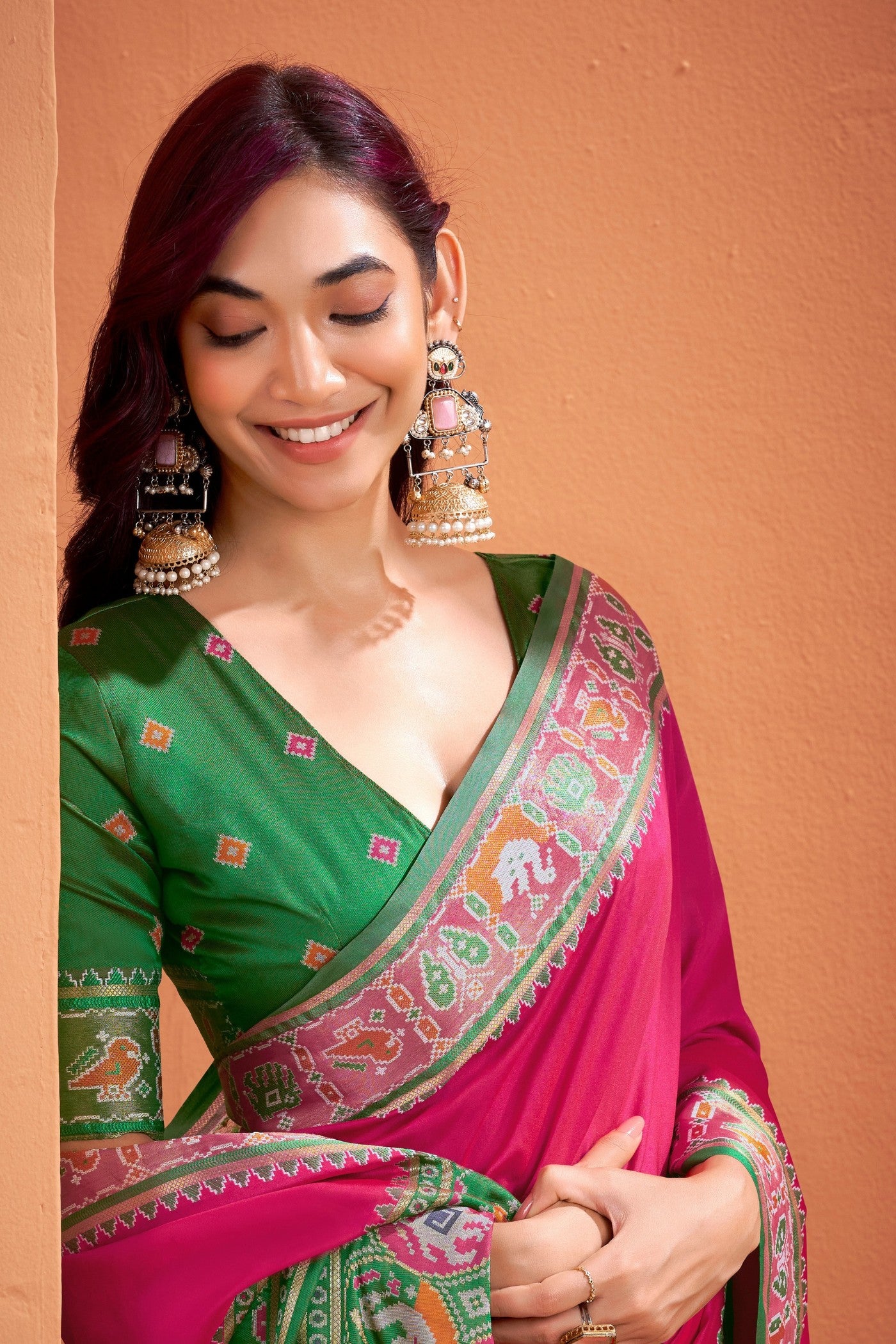 Buy MySilkLove Rouge Pink Woven Banarasi Patola Silk Saree Online