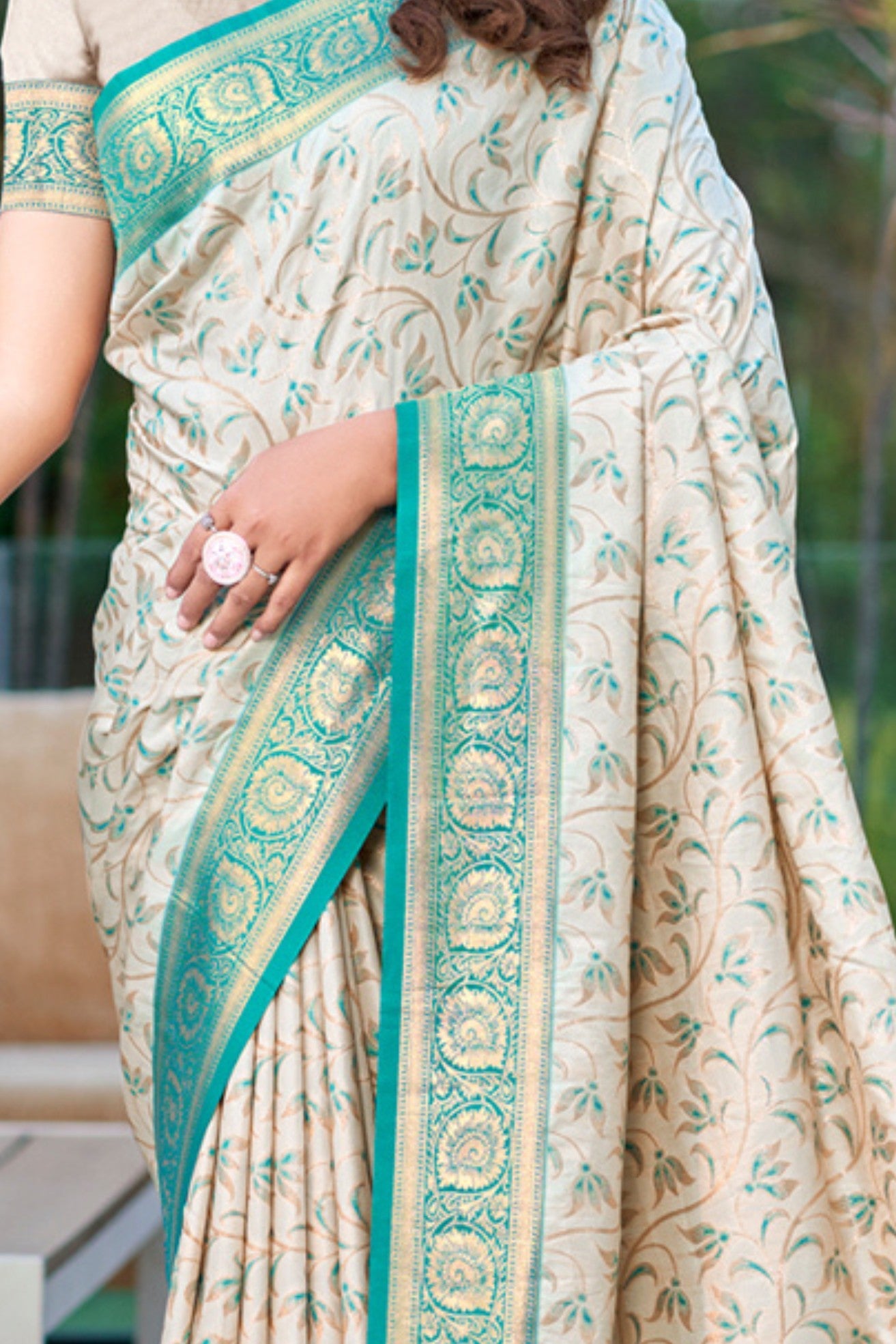 Buy MySilkLove Sisal Cream and Green Woven Banarasi Saree Online