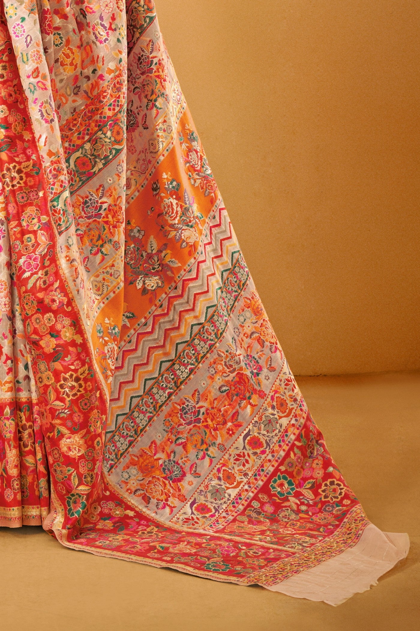 Buy MySilkLove Heather Peach Kashmiri Handloom Jamewar Saree Online