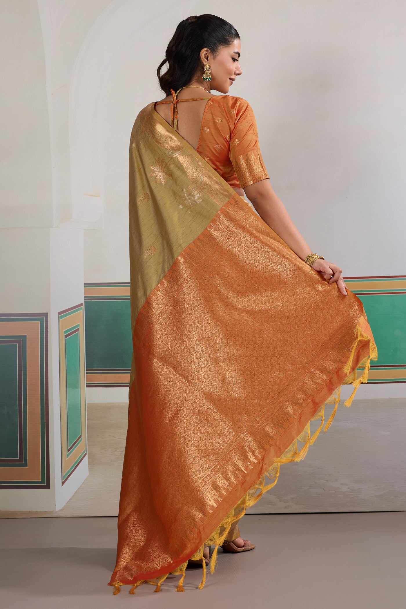 Buy MySilkLove Lawn Green Banarasi Handloom Tussar Saree Online
