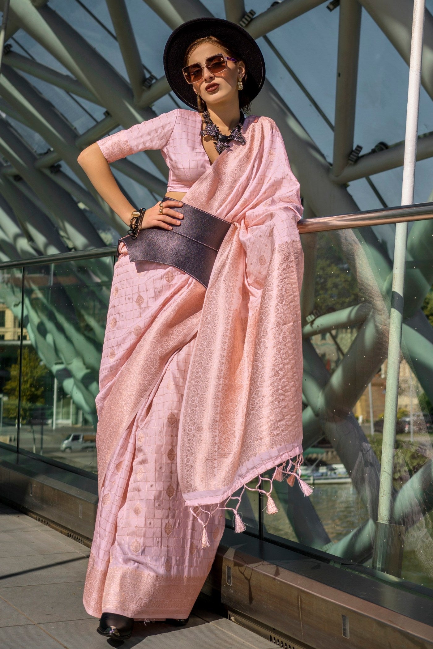 Buy MySilkLove Melon Pink Banarasi Handloom Saree Online