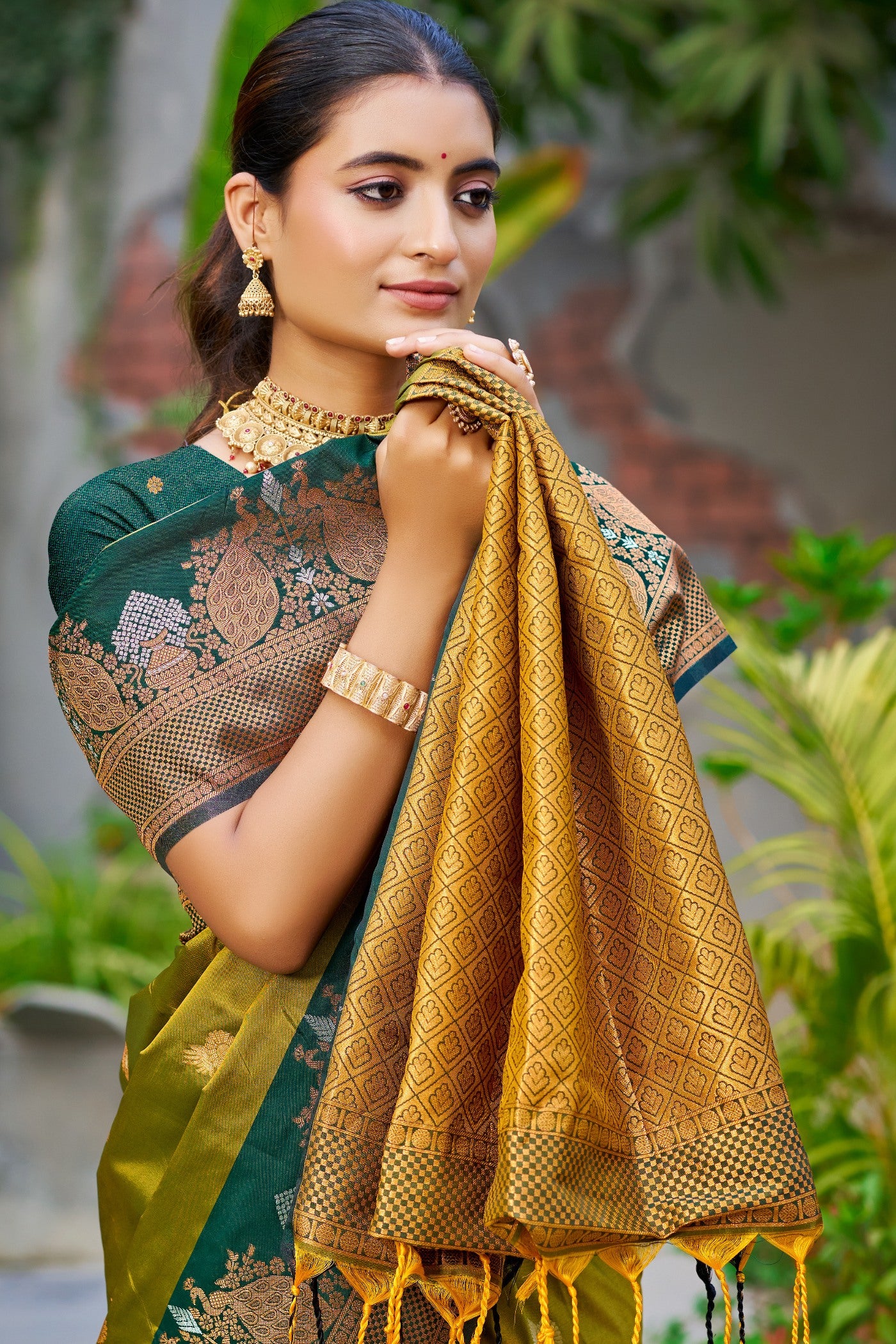 Buy MySilkLove Mint Green Woven Banarasi Saree Online